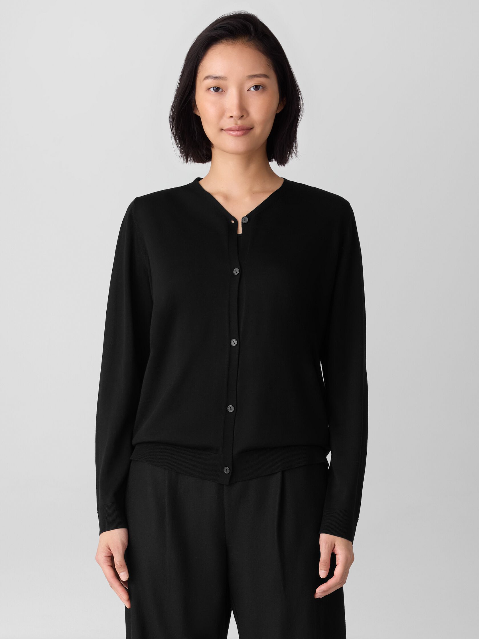 Superfine Merino Cardigan in Regenerative Wool