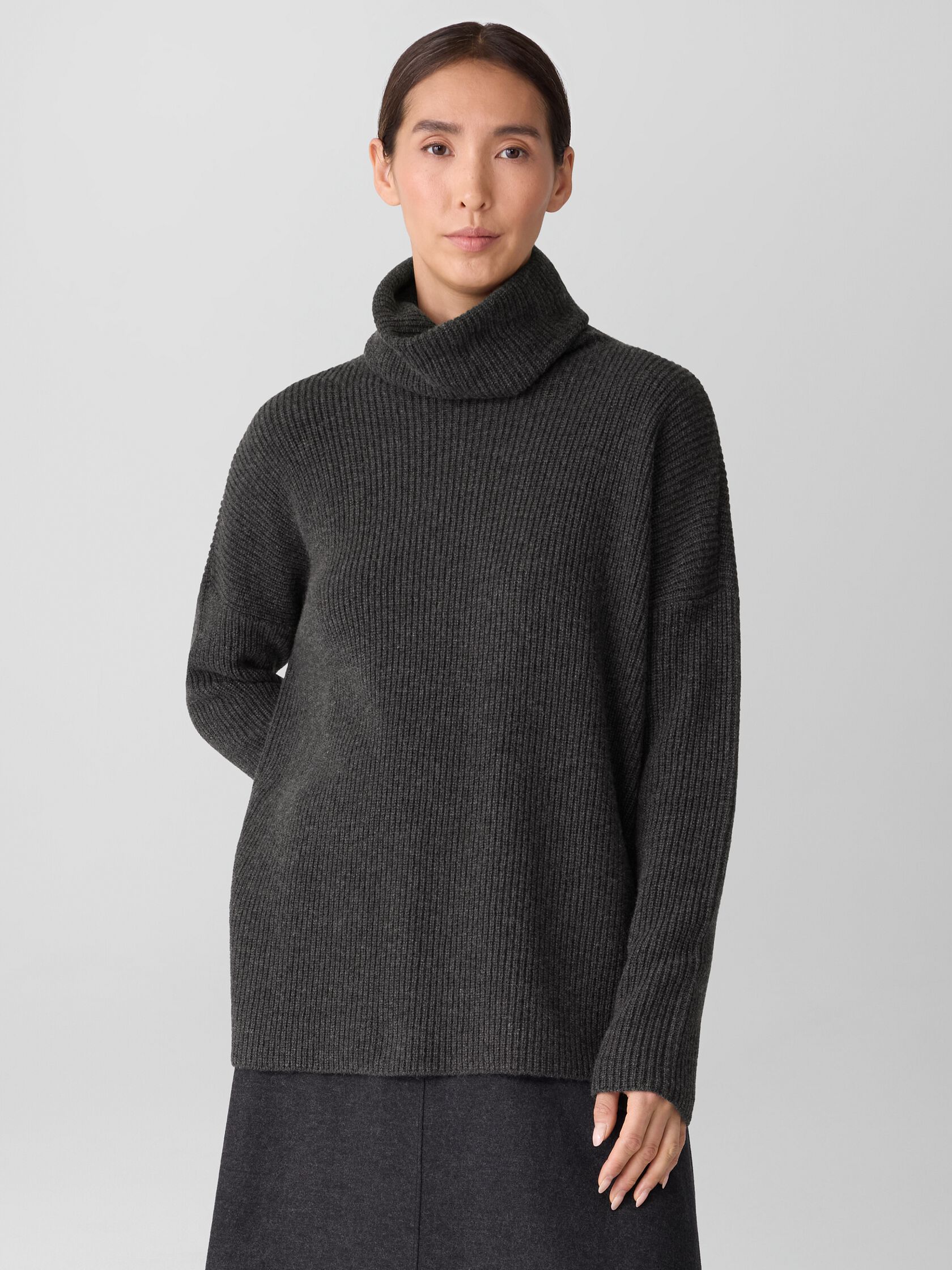 Recycled Wool Cashmere Turtleneck Top