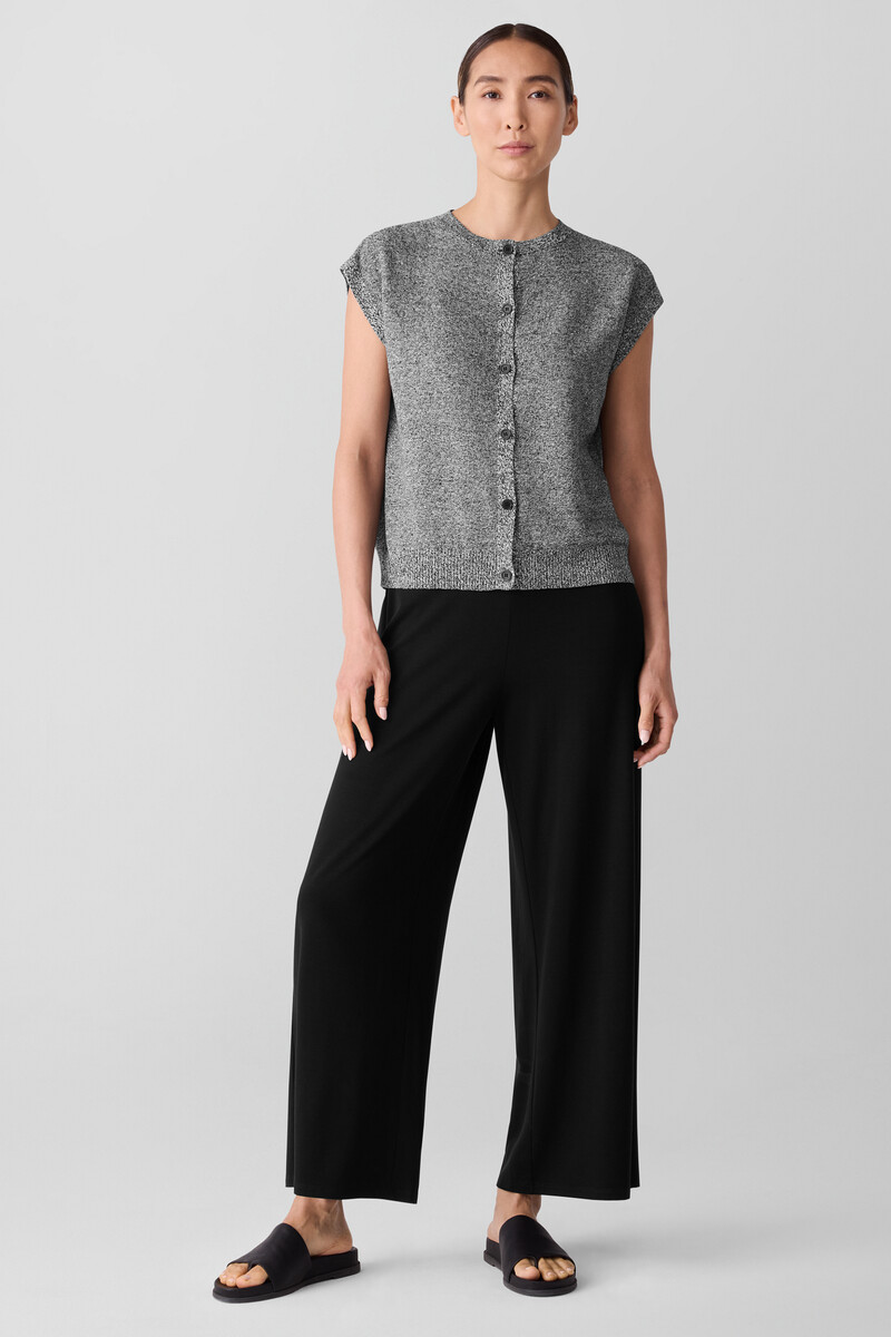 V-Neck Hardware One-Piece Swimsuit V-Neck Hardware One-Piece Swimsuit