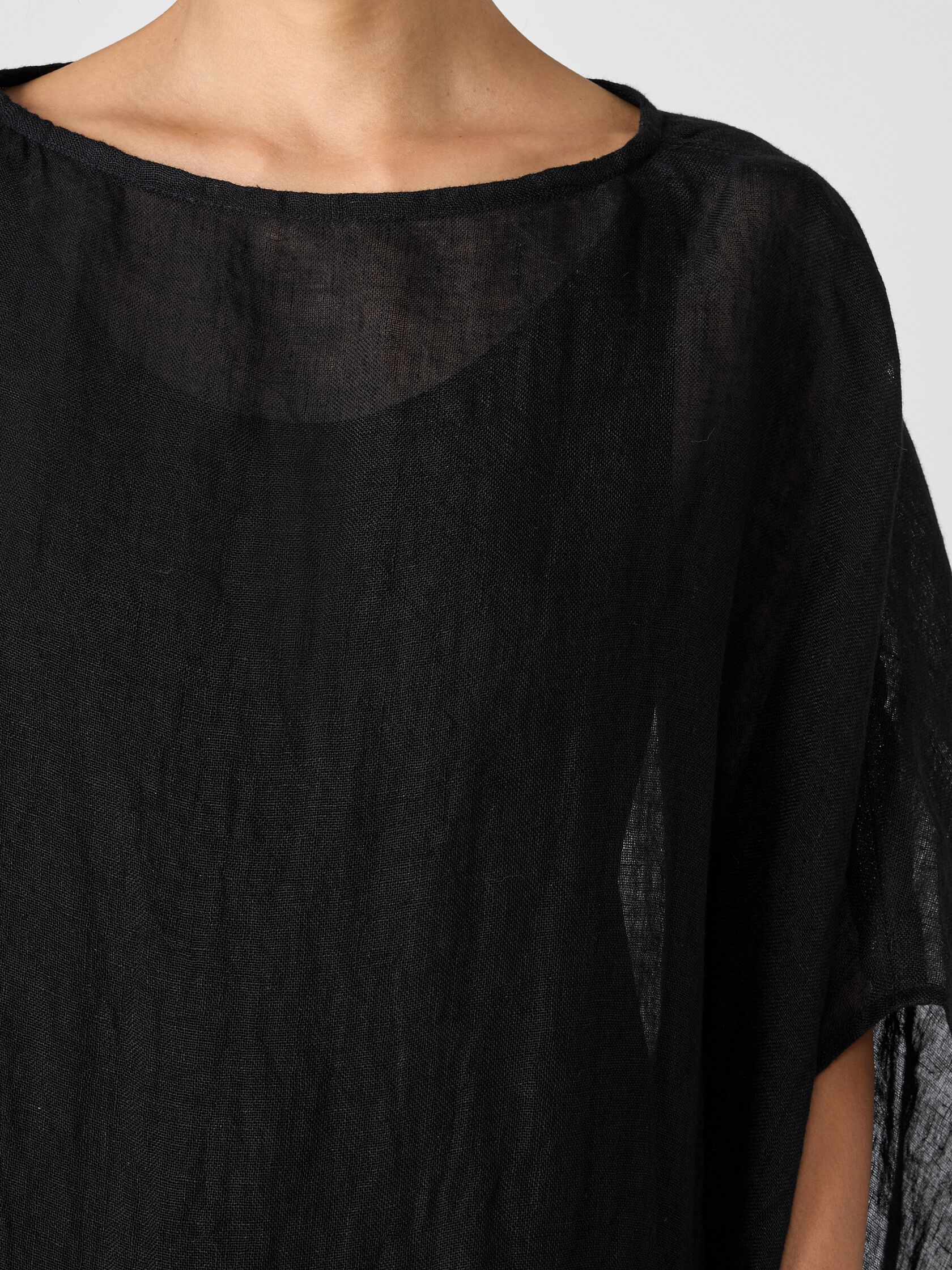 D&eacute;lav&eacute; Organic Linen Gauze Caftan
