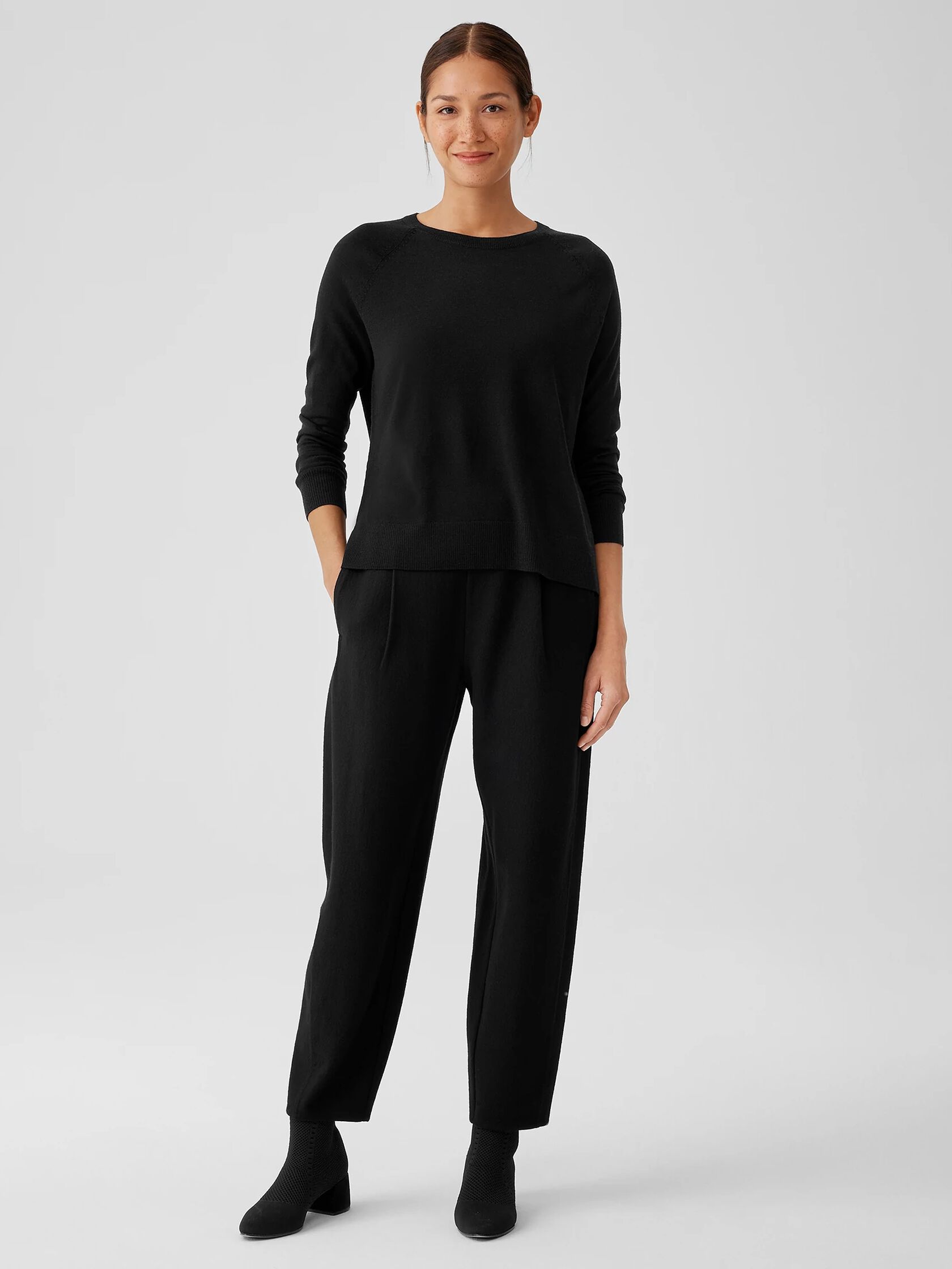 Fine Merino Jersey Crew Neck Top in Regenerative Wool
