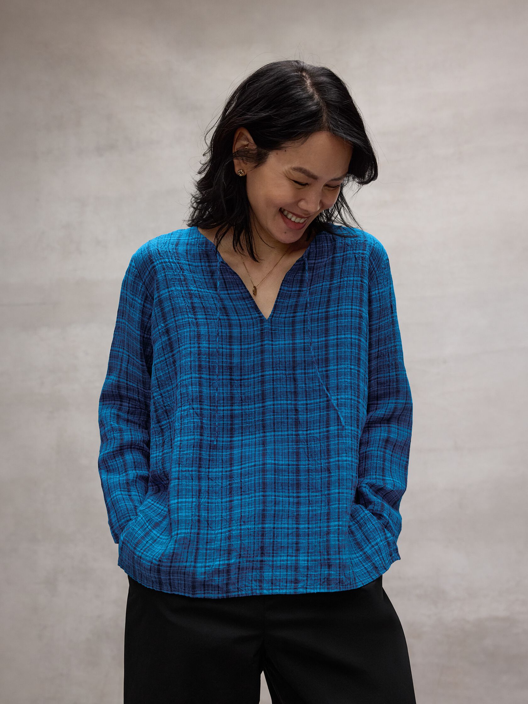 Puckered Organic Linen Plaid Keyhole Top