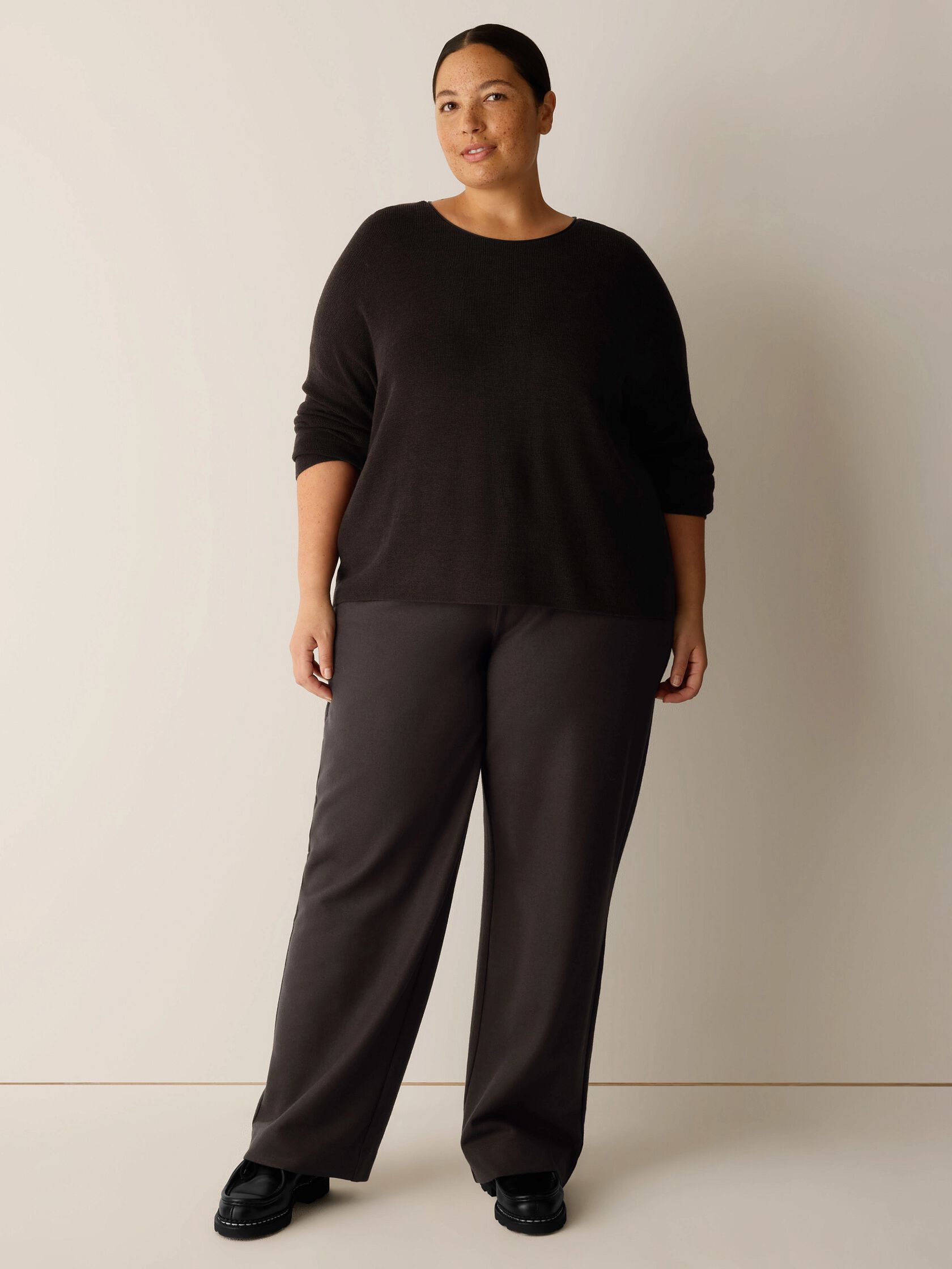 Superfine Merino Crew Neck Top in Regenerative Wool
