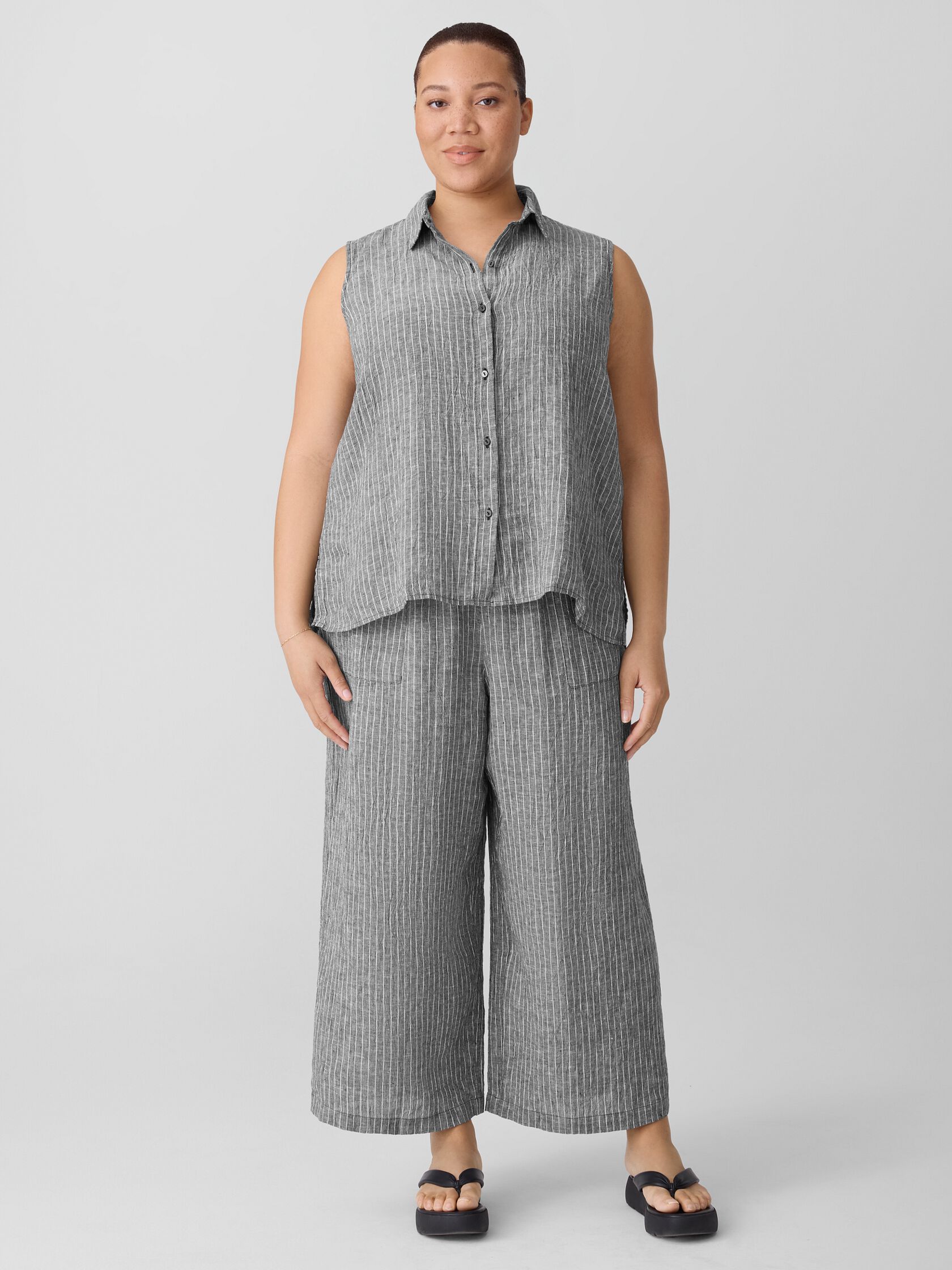 Puckered Organic Linen Sleeveless Shirt