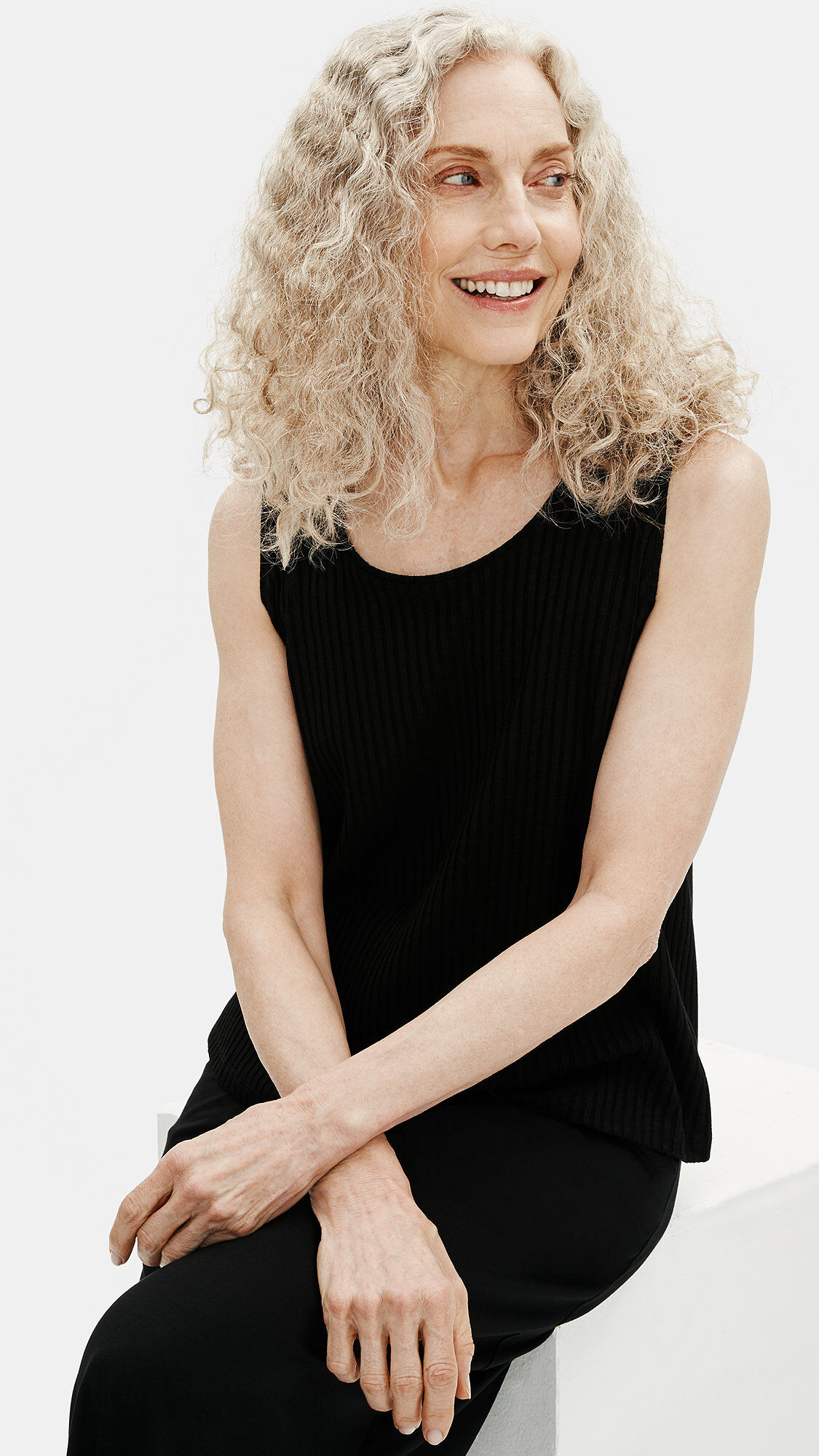 Textured Stretch Rib Scoop Neck Tank