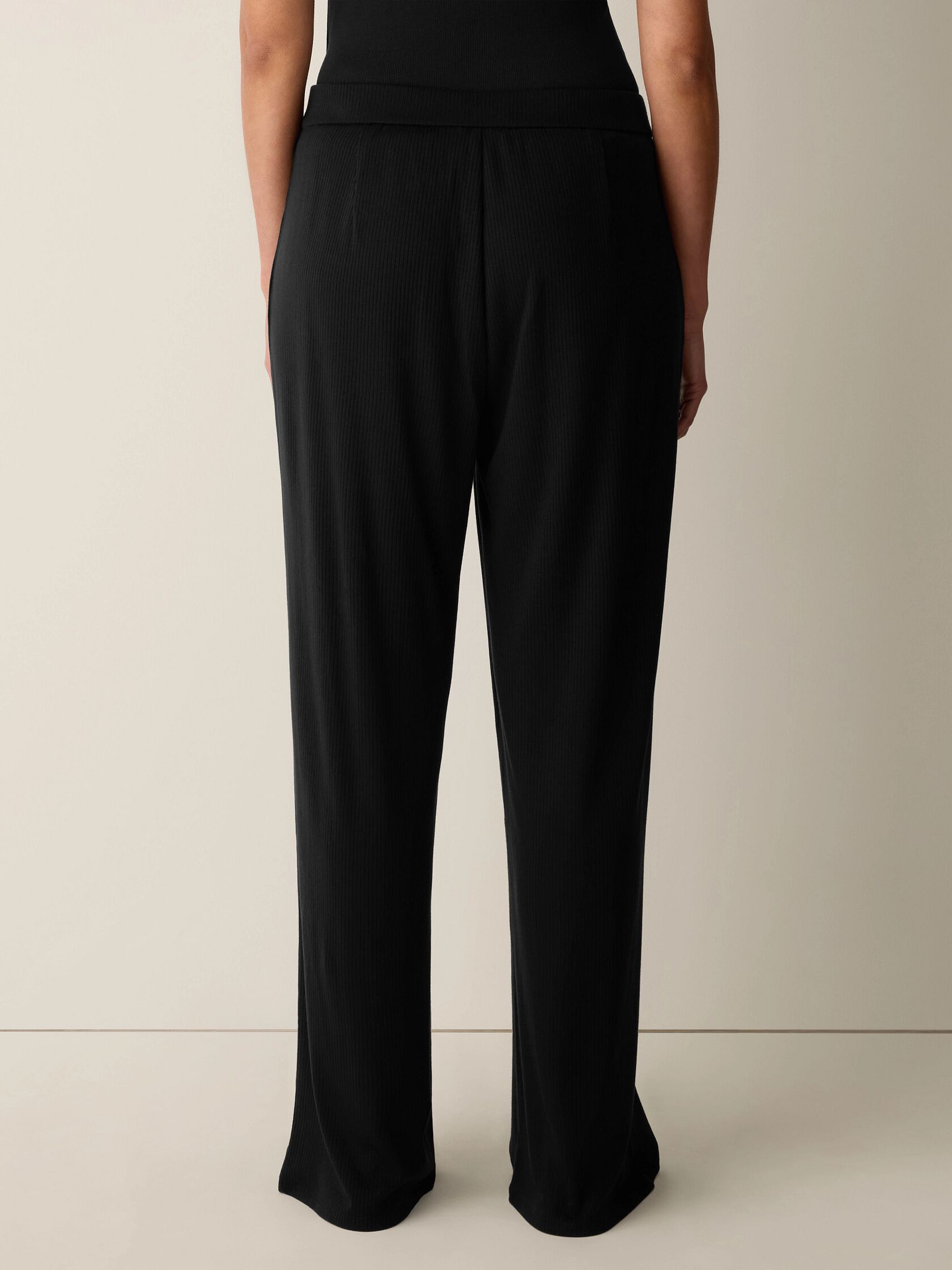 Ribbed Knit Wide-Leg Pant