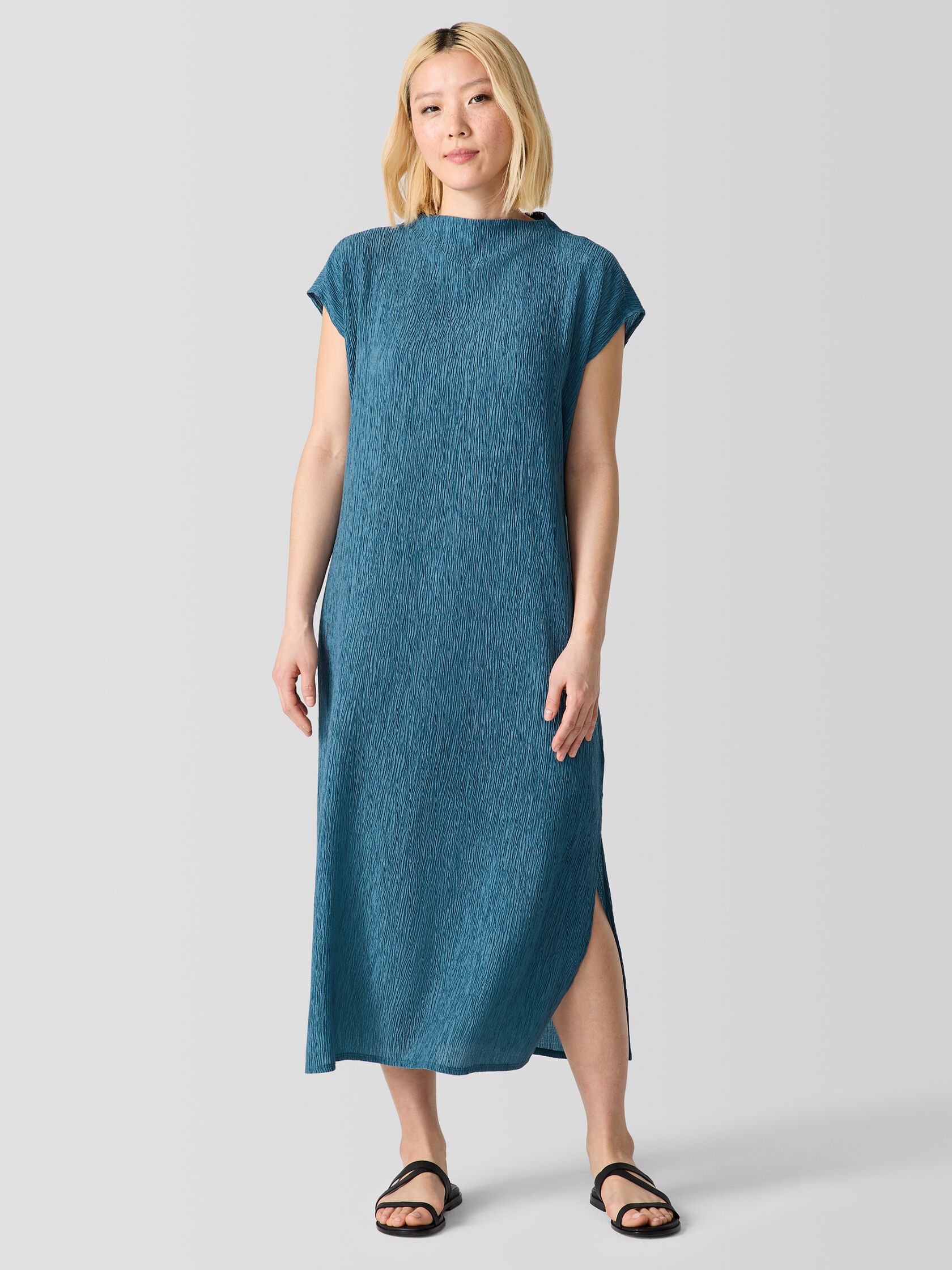 Woven Plissé Funnel Neck Dress