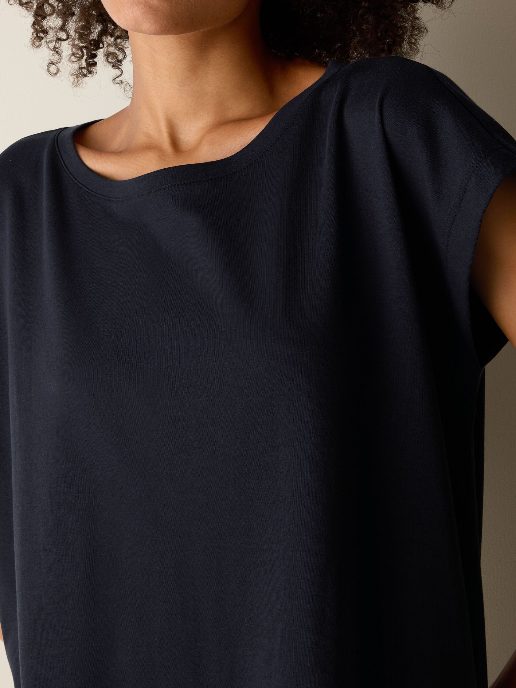 Organic Cotton Interlock Jewel Neck Sleep Tee