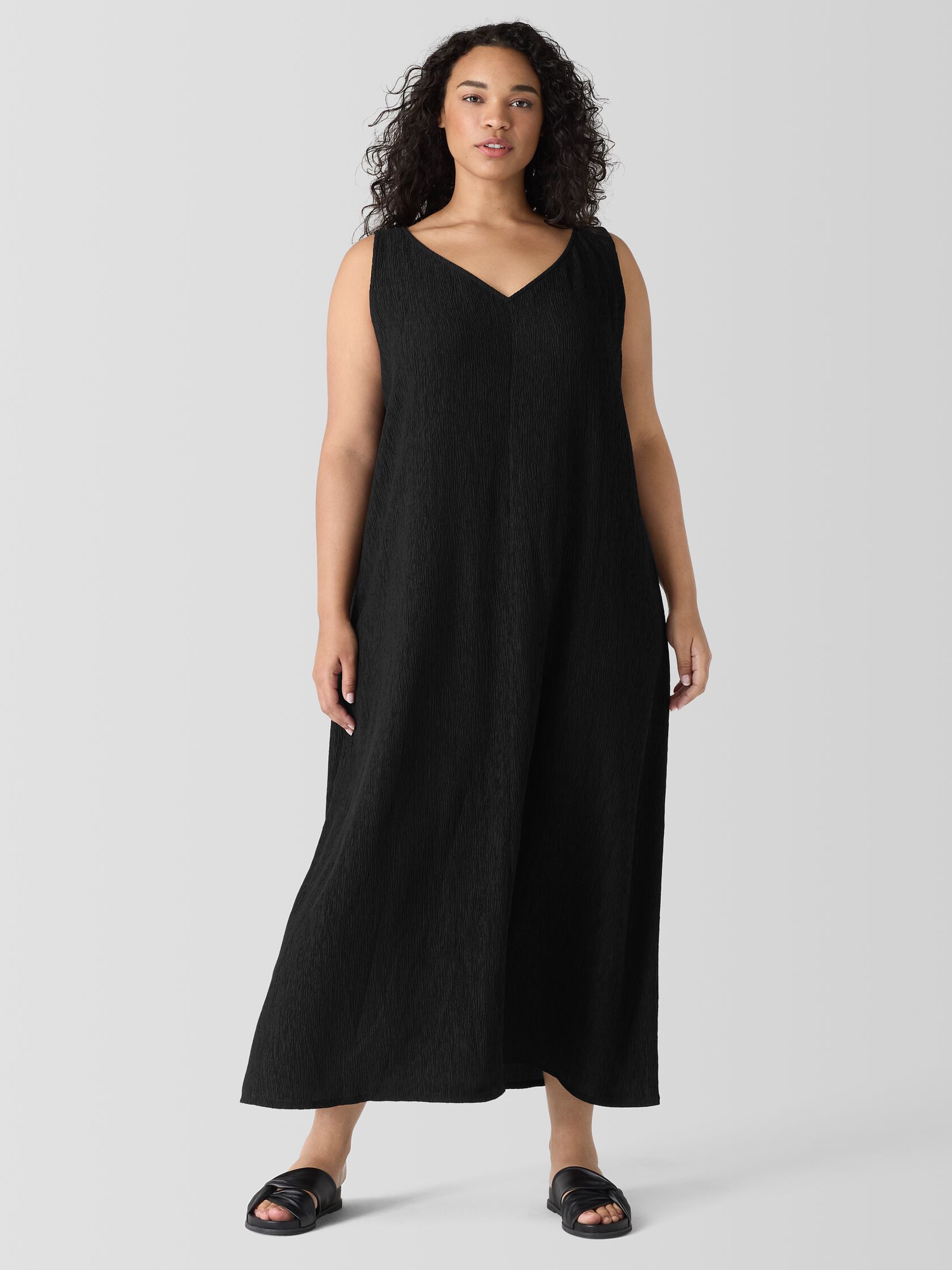 Woven Pliss&eacute; V-Neck Dress