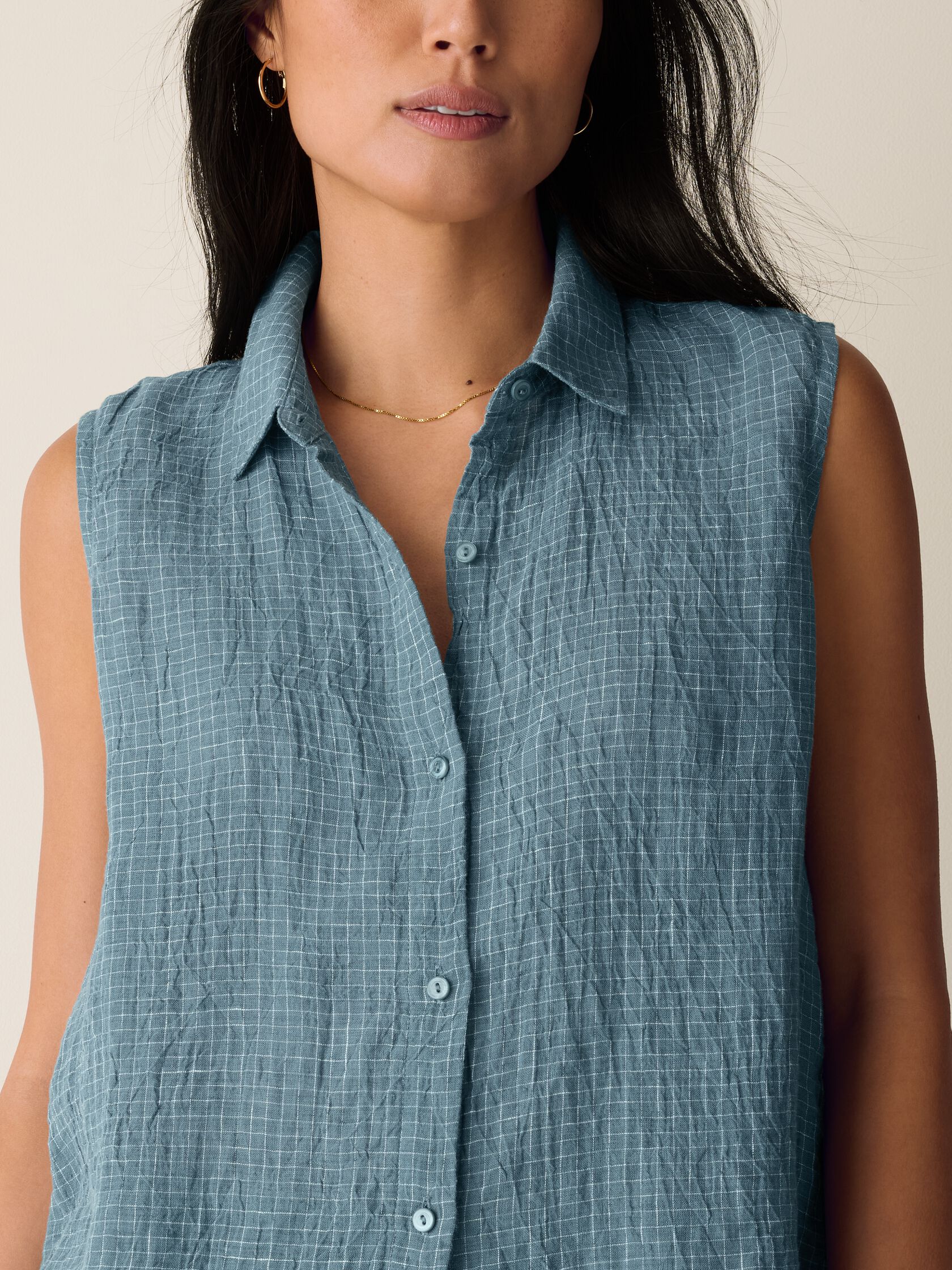 Puckered Organic Linen Grid Sleeveless Shirt