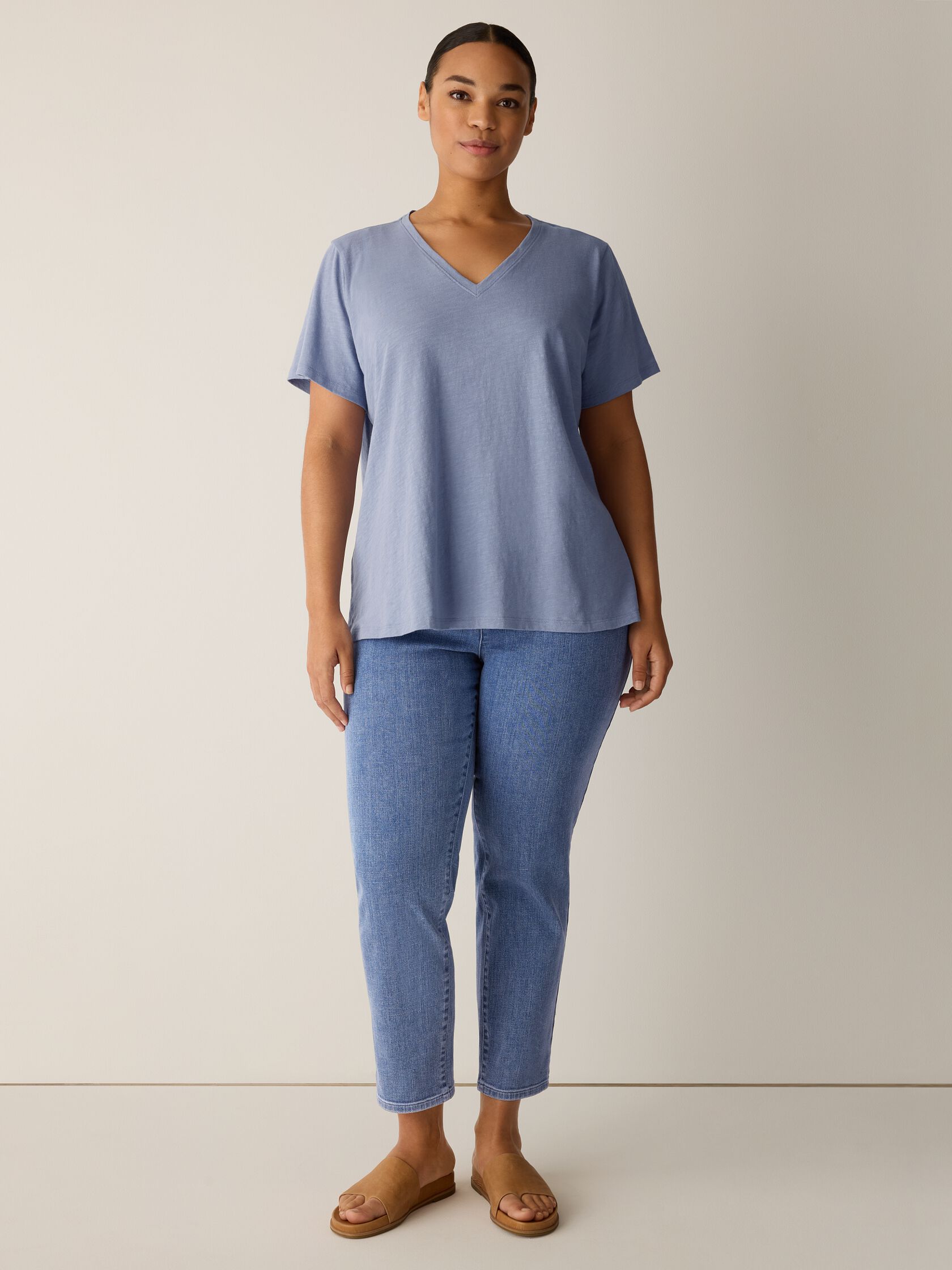Organic Cotton Slubby Jersey V-Neck Tee