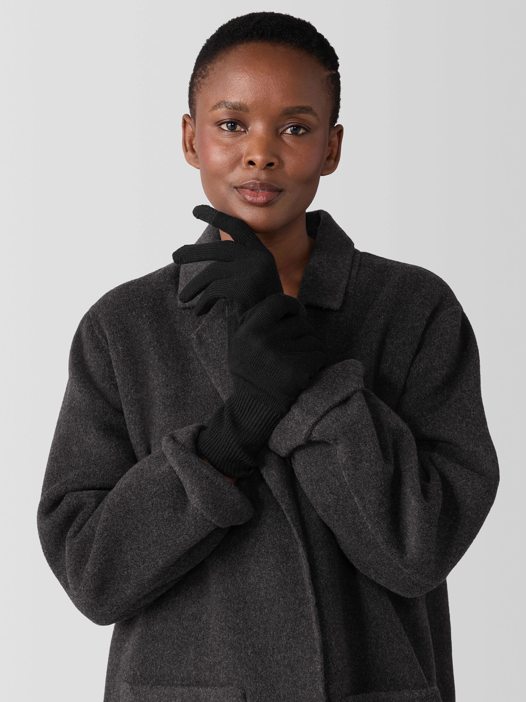 Merino Gloves in Regenerative Wool
