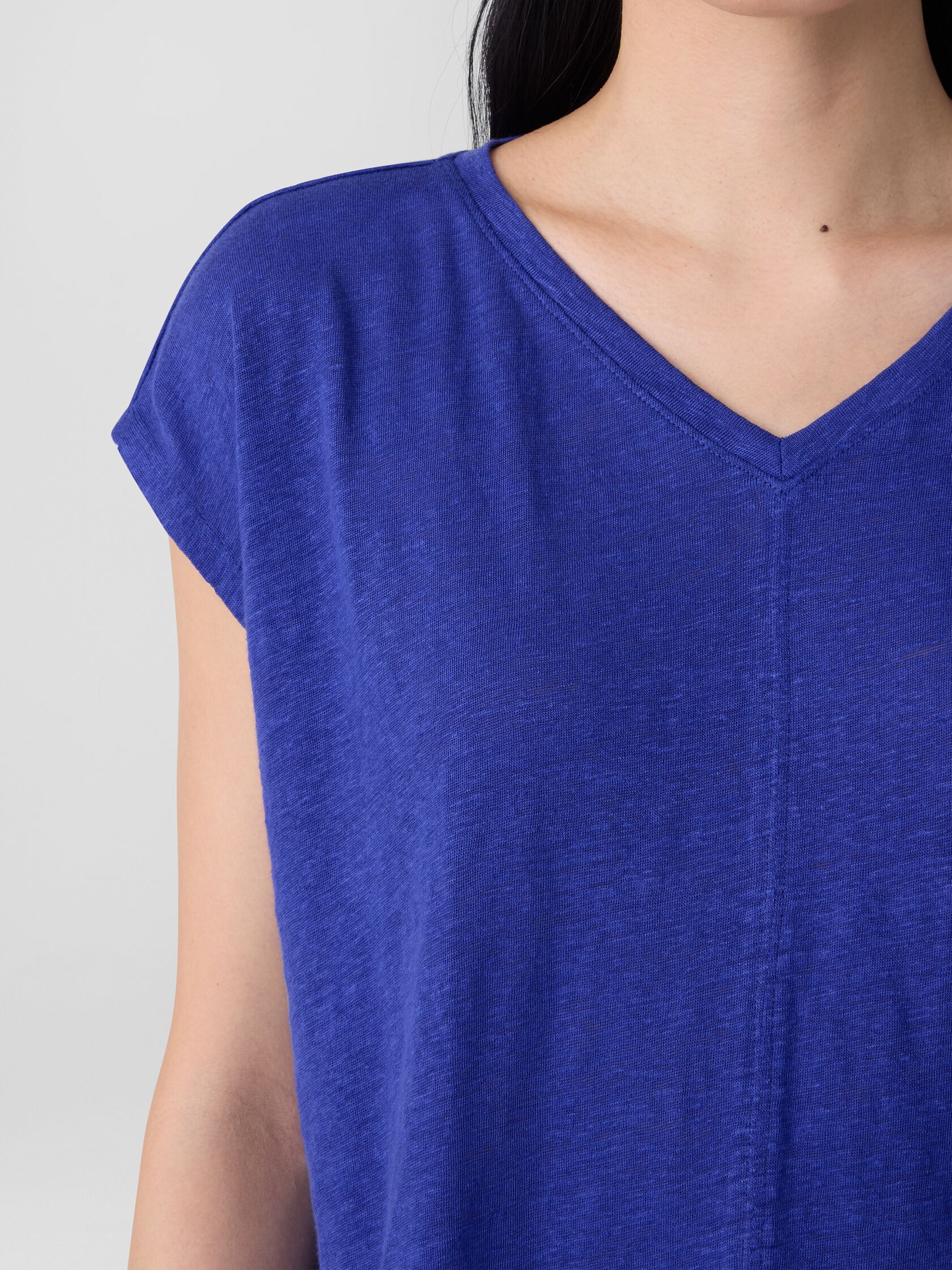 Organic Linen Jersey V-Neck Tee