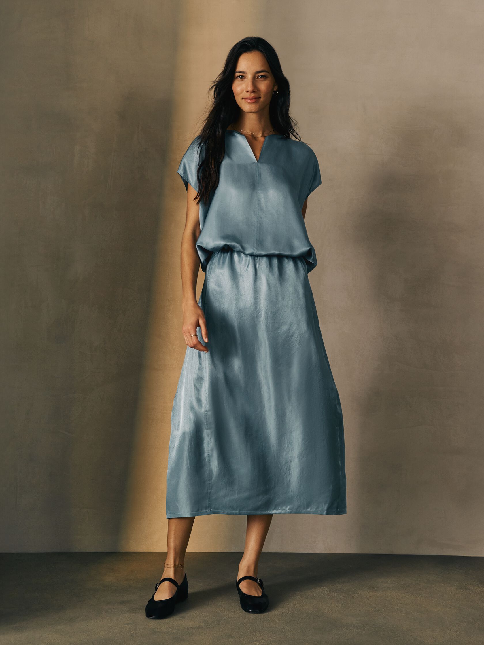 Lightweight Satin Shimmer Lantern Skirt