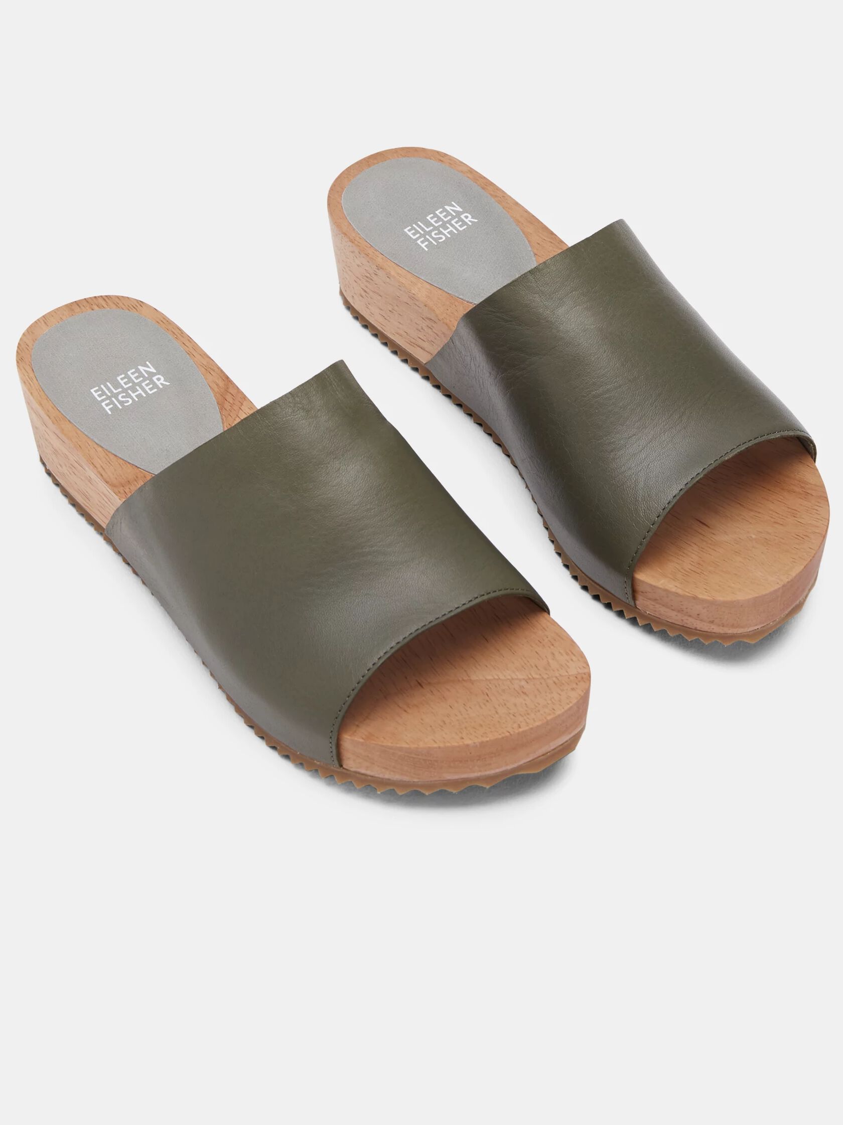 Minnie Sandal With Wood Platform