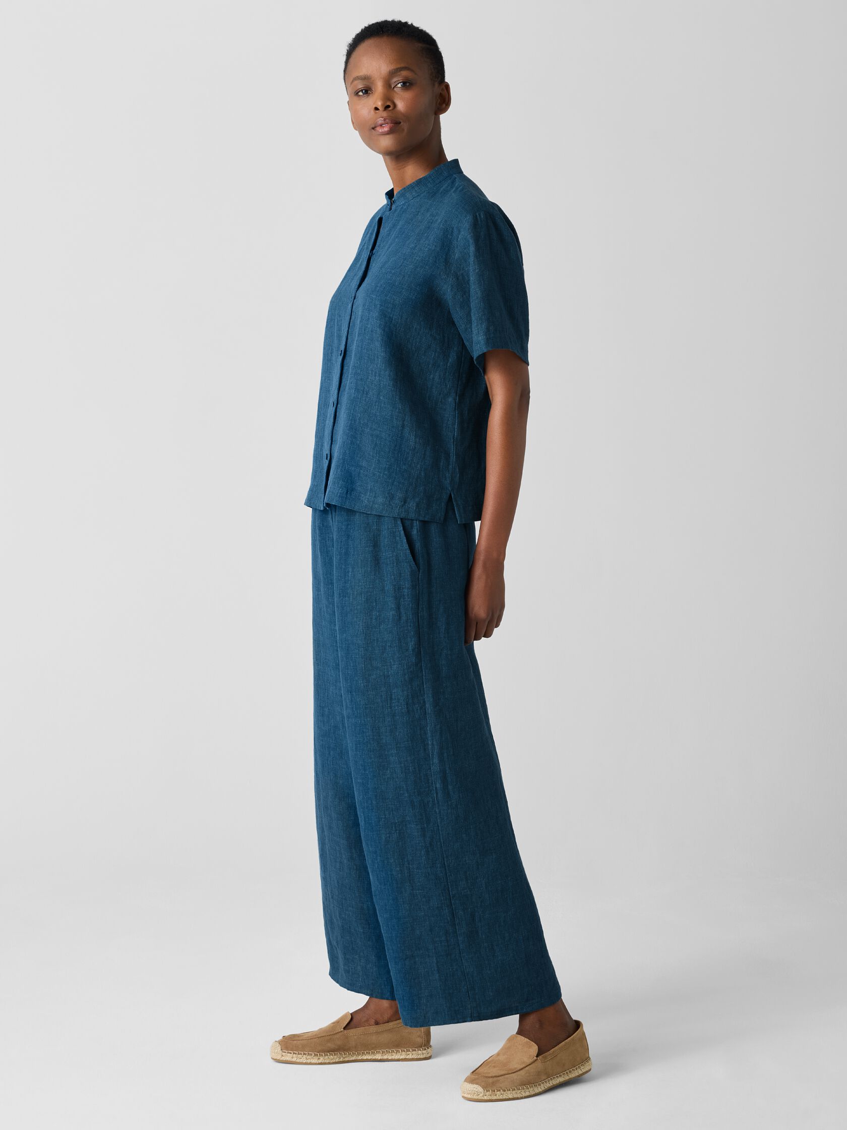 Washed Organic Linen Délavé Band Collar Shirt