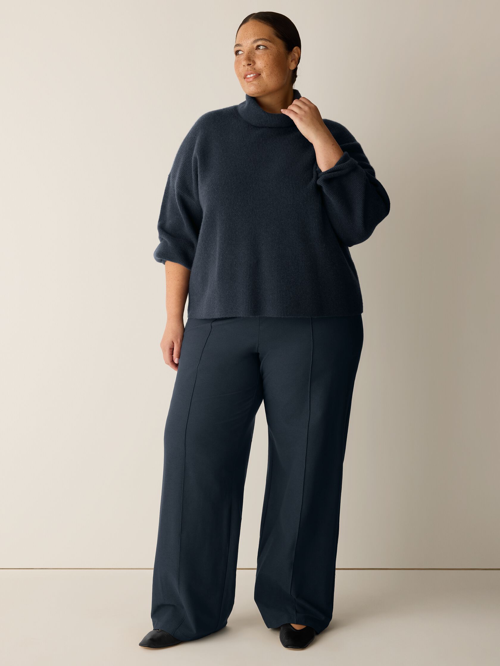 Washable Stretch Crepe Pintuck Wide Pant