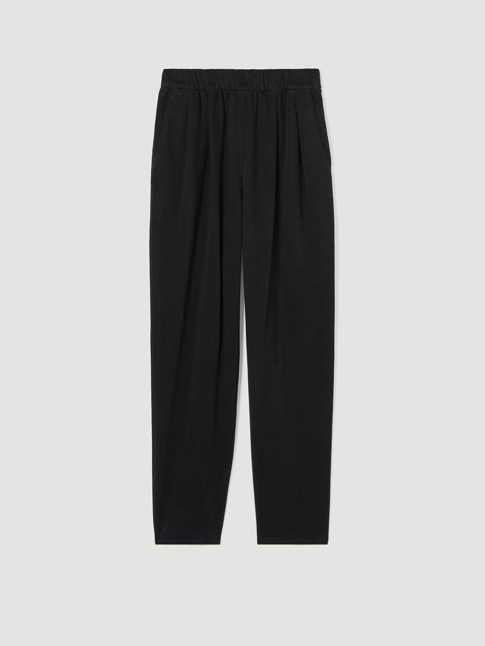 Soft Twill Pleated Tapered Pant