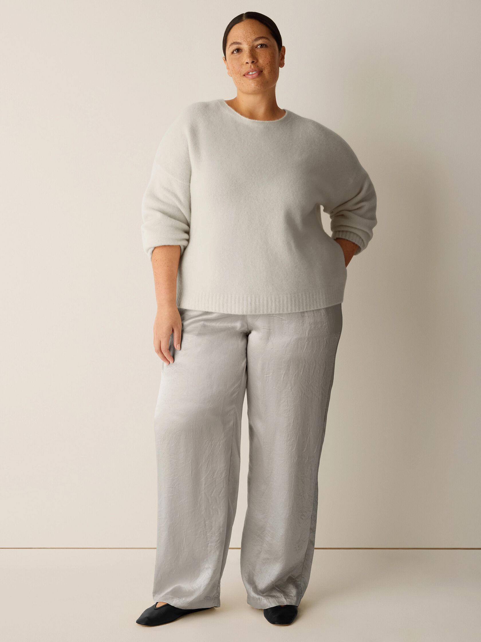 Textured Satin Straight Pant
