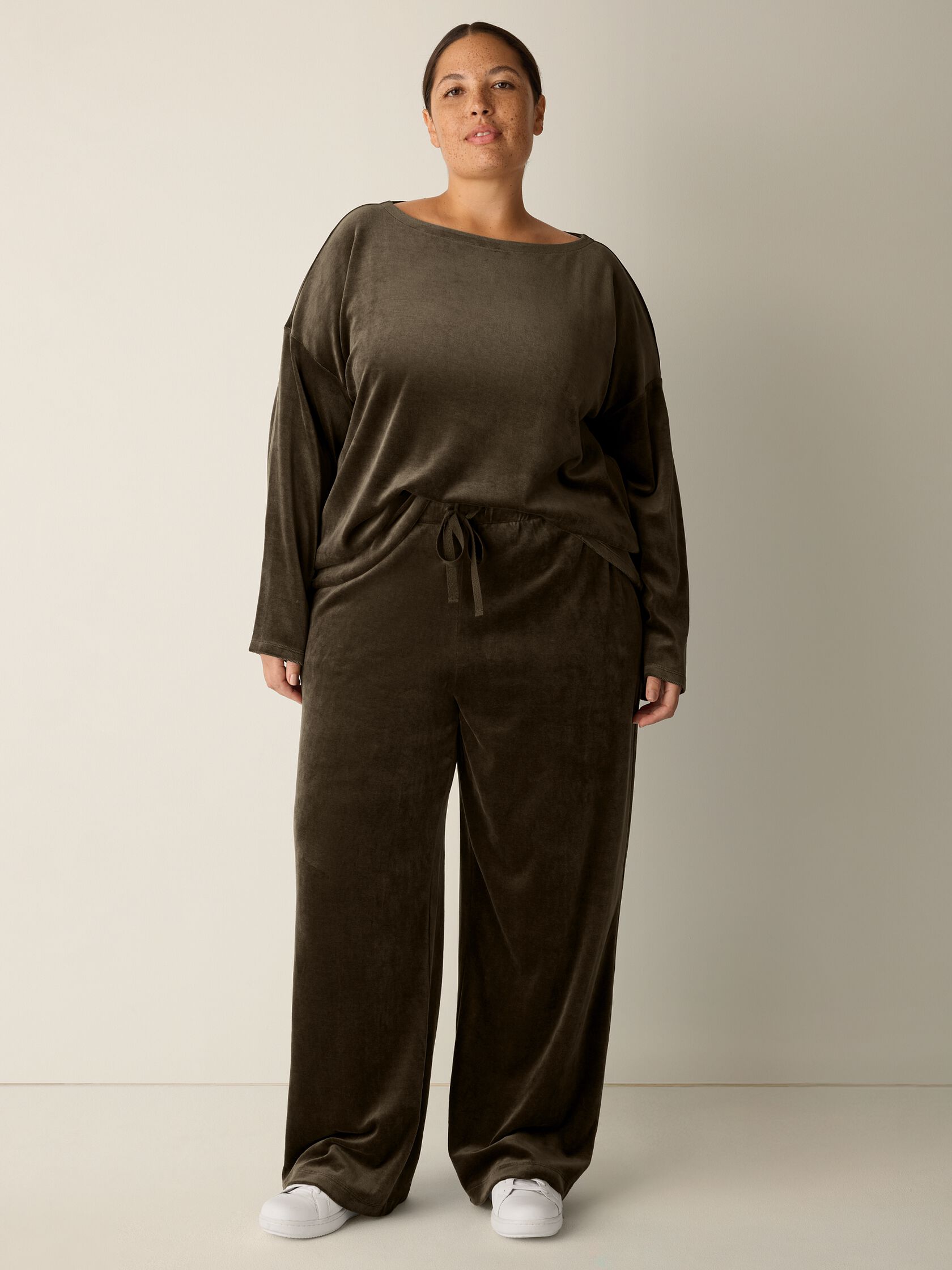 Cozy Velour Knit Wide-Leg Pant