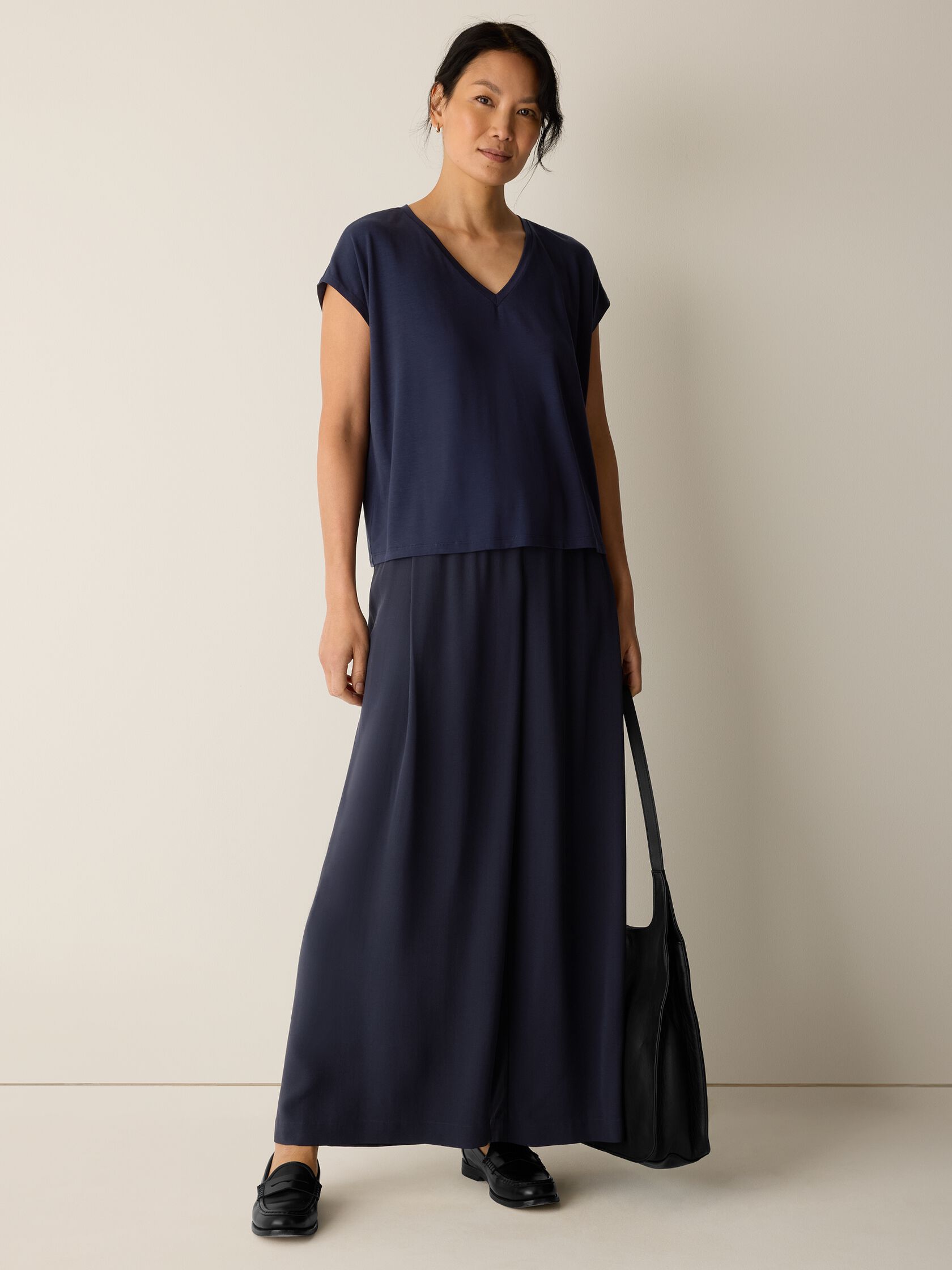 Fine Jersey V-Neck Square Top