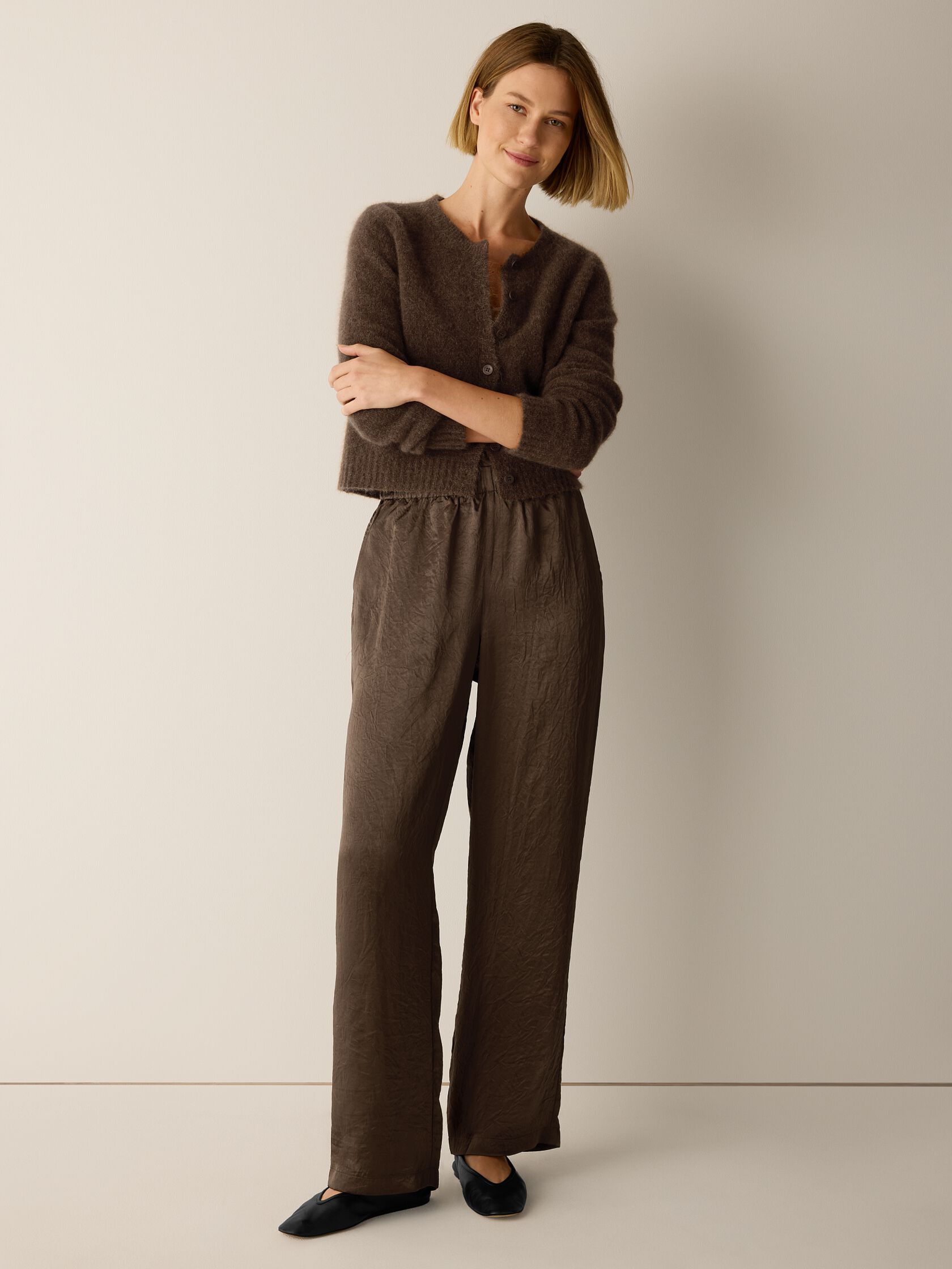 Textured Satin Straight Pant