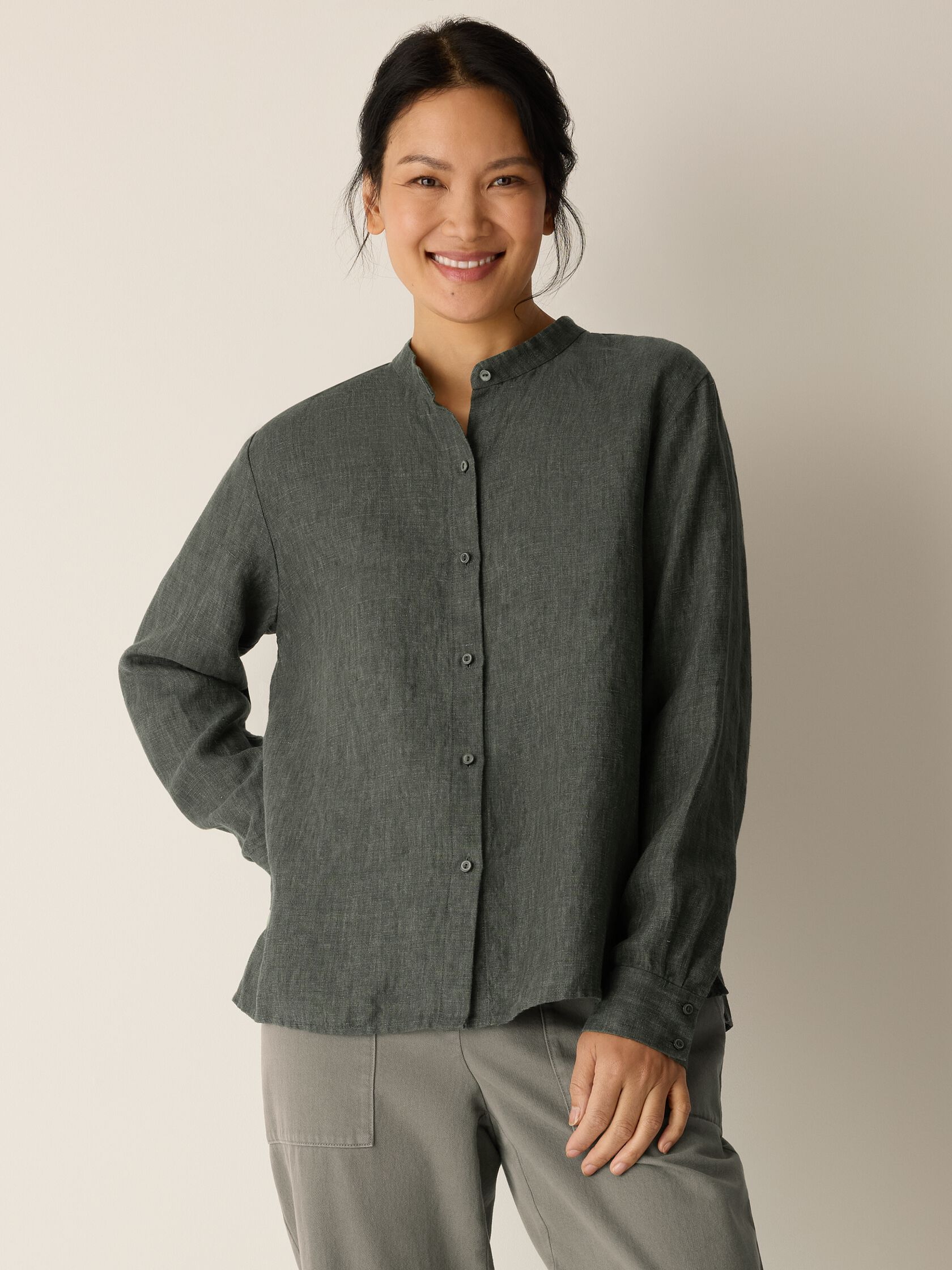 Washed Organic Linen D&eacute;lav&eacute; Band Collar Shirt