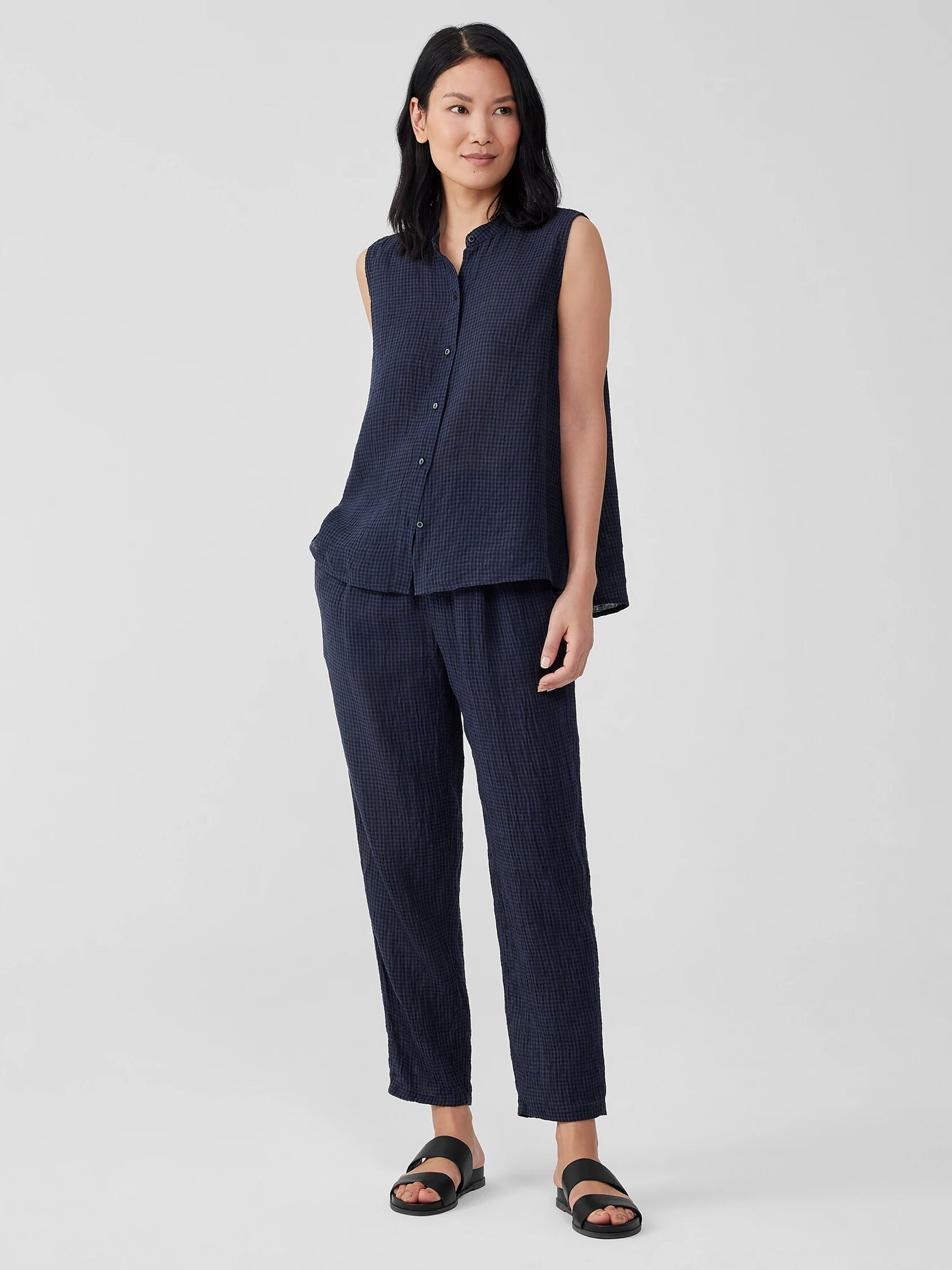 Puckered Organic Linen Sleeveless Shirt