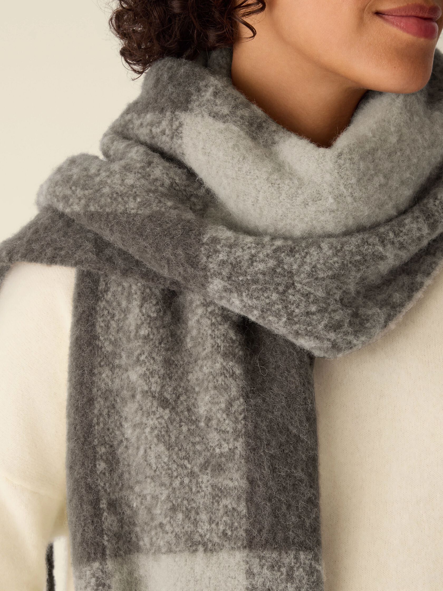 Boucle Cloud Scarf