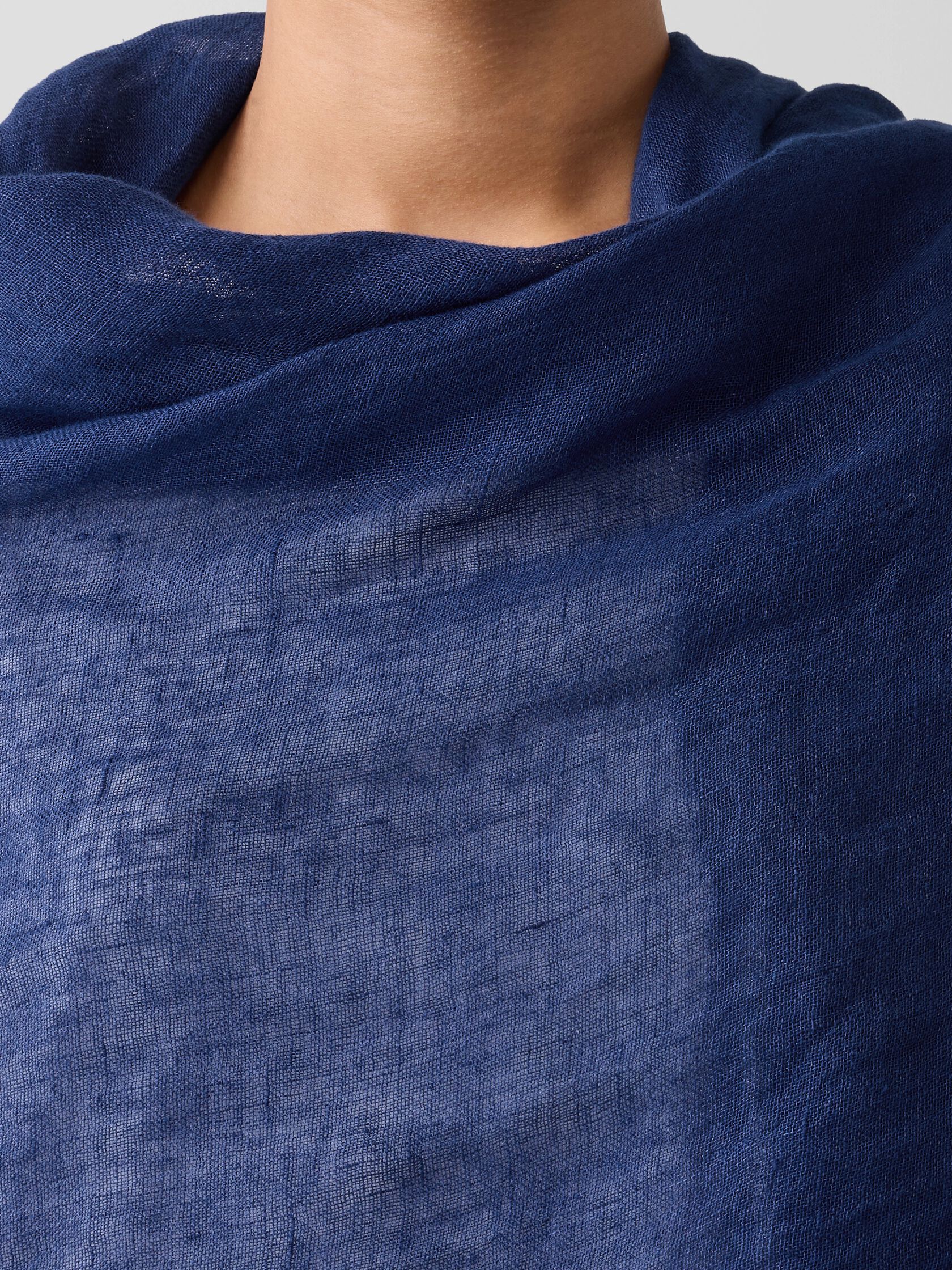 Airy Linen Scarf