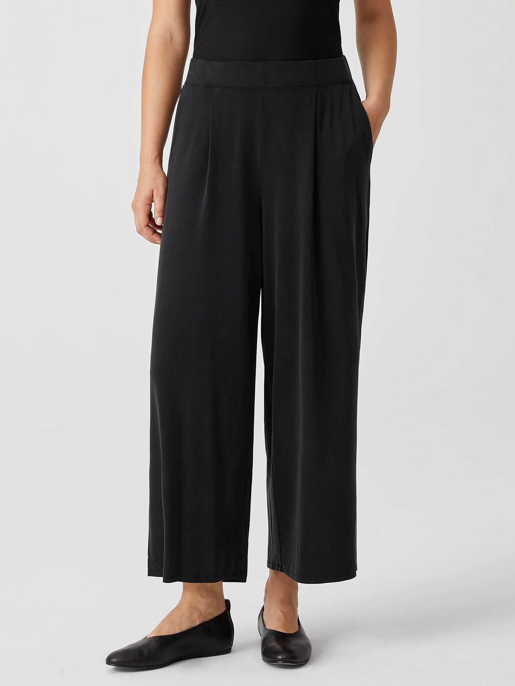 Sandwashed Cupro Knit Pleated Pant