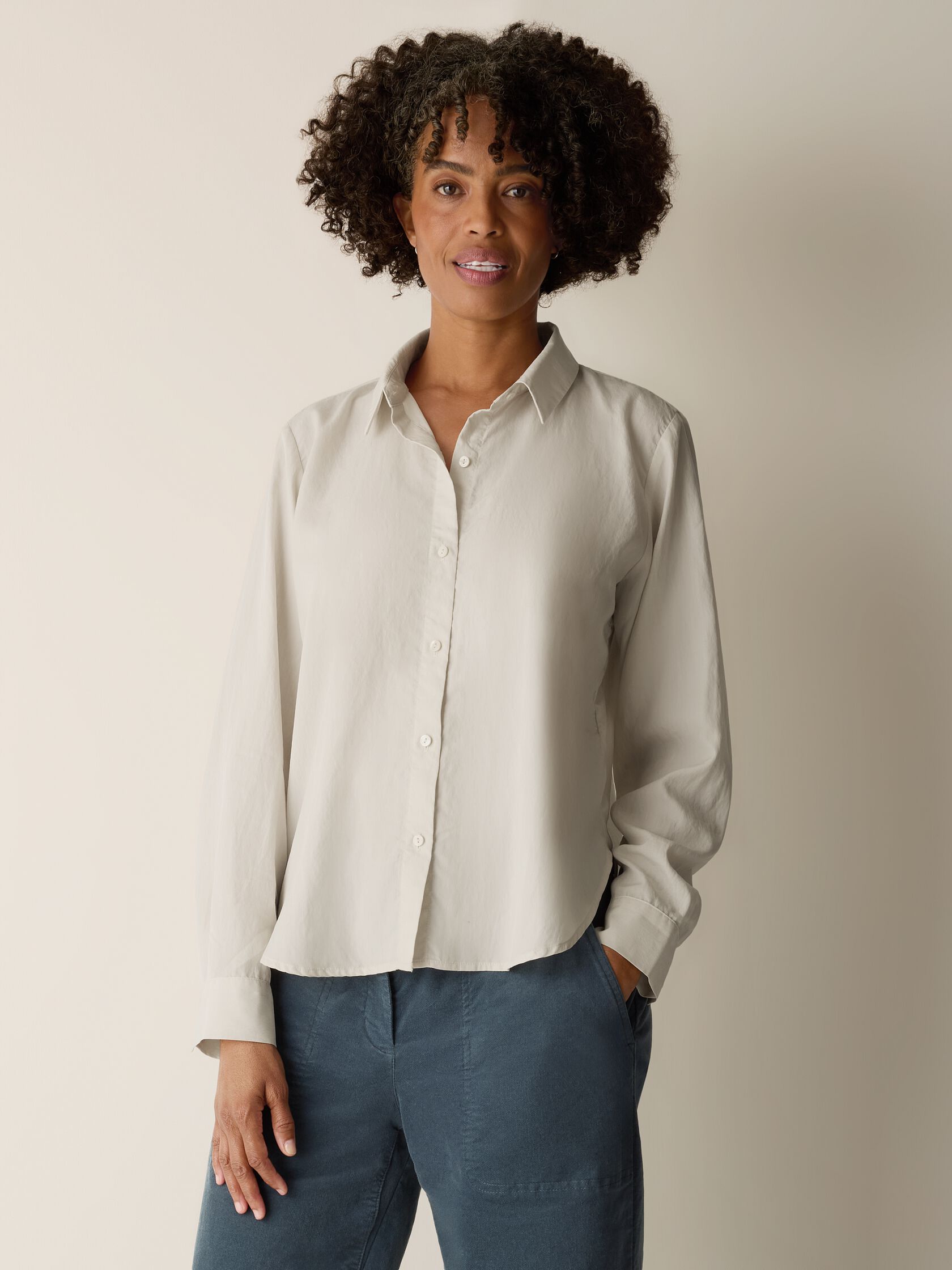 Airy Woven Shirting Classic Collar Shirt