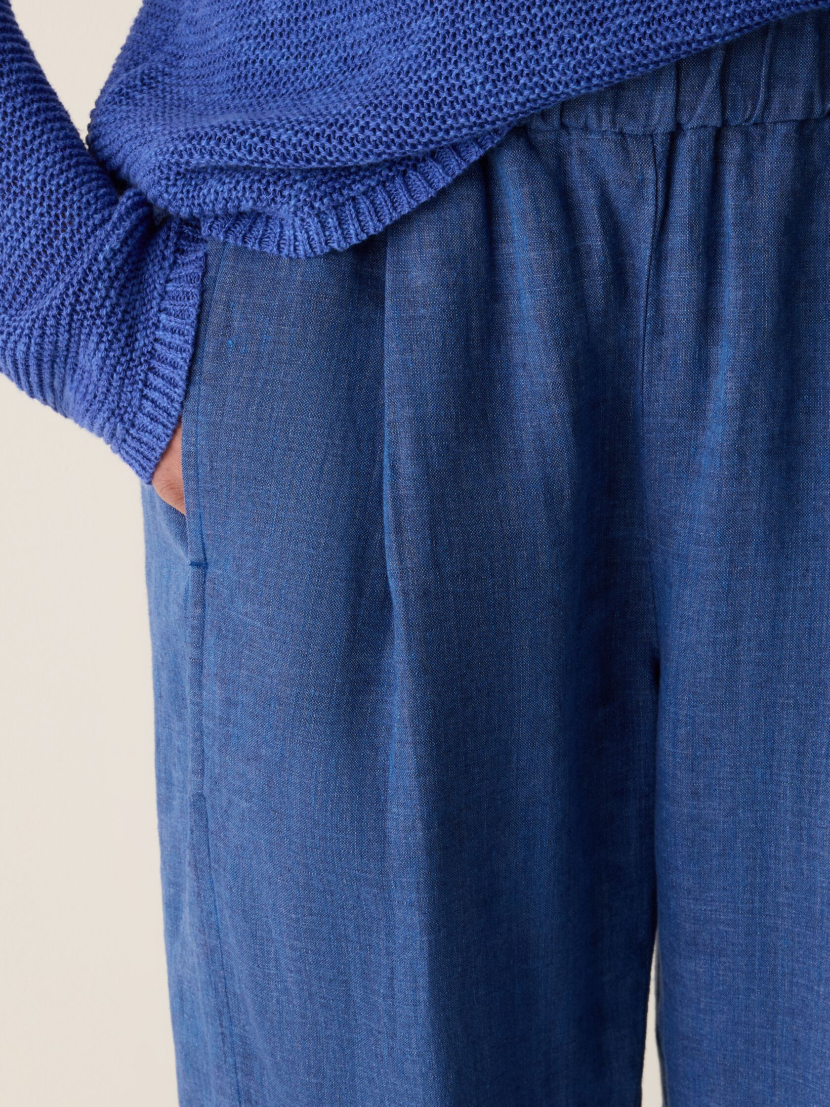 Washed Organic Linen D&eacute;lav&eacute; Lantern Pant