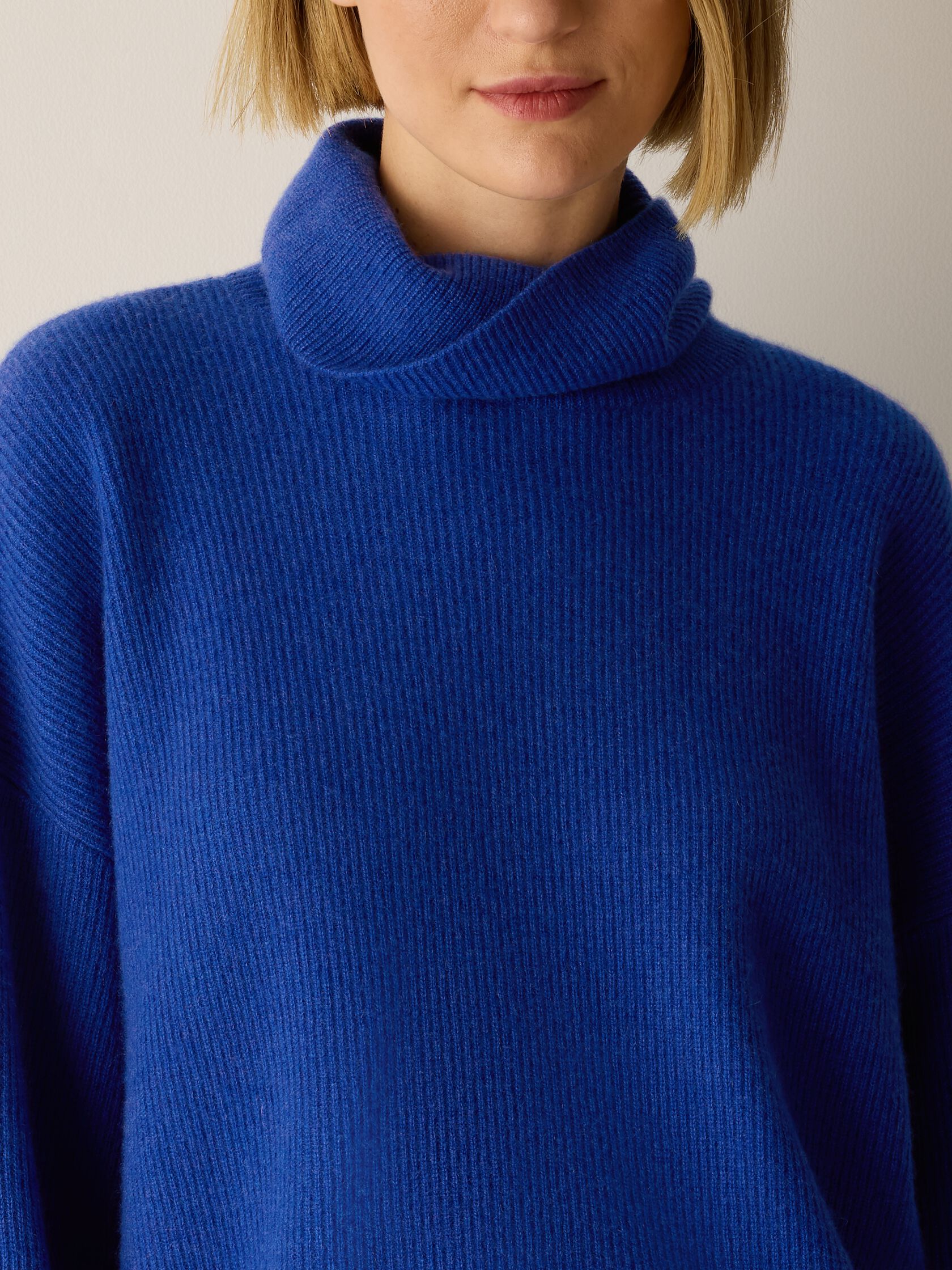 Italian Cashmere Turtleneck Top