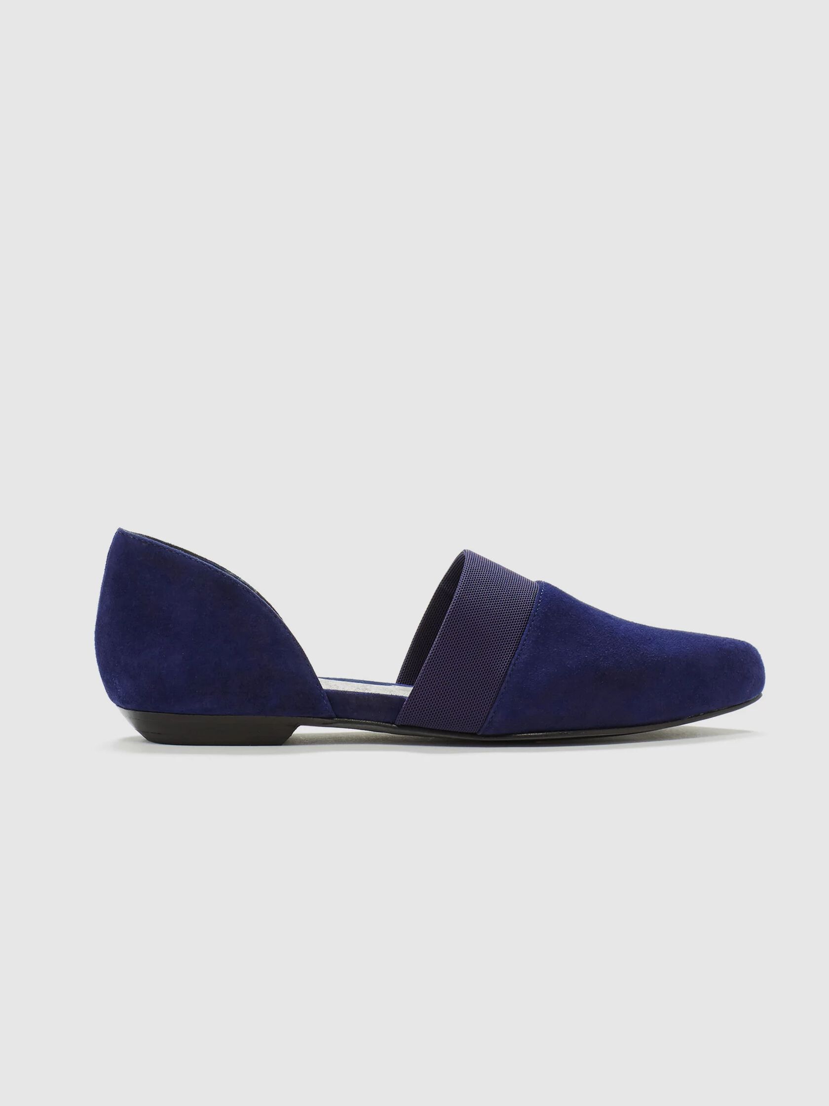 Flute Suede Flat