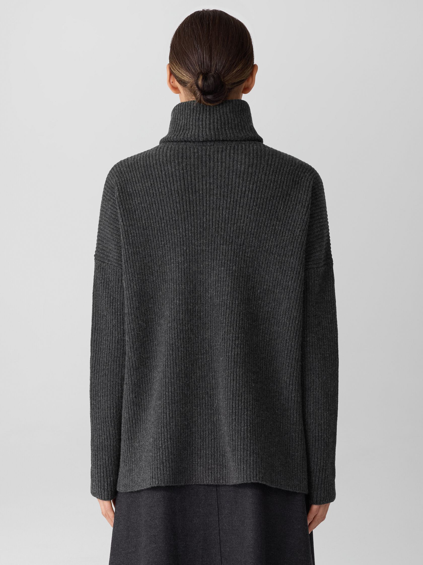 Recycled Wool Cashmere Turtleneck Top