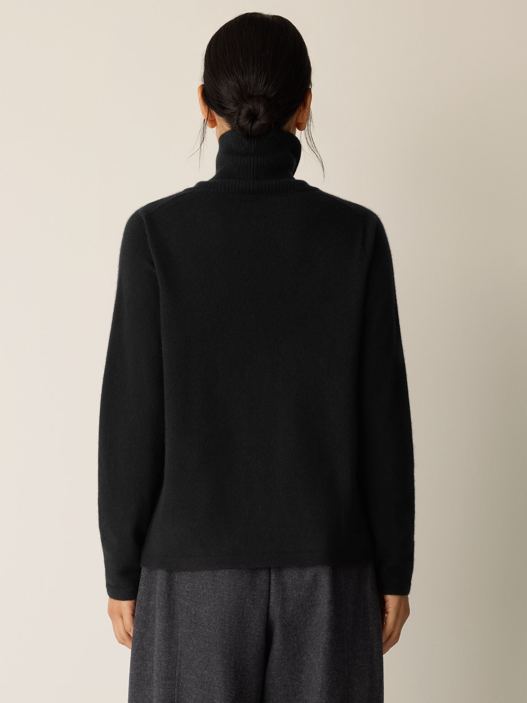 Italian Cashmere Turtleneck Top