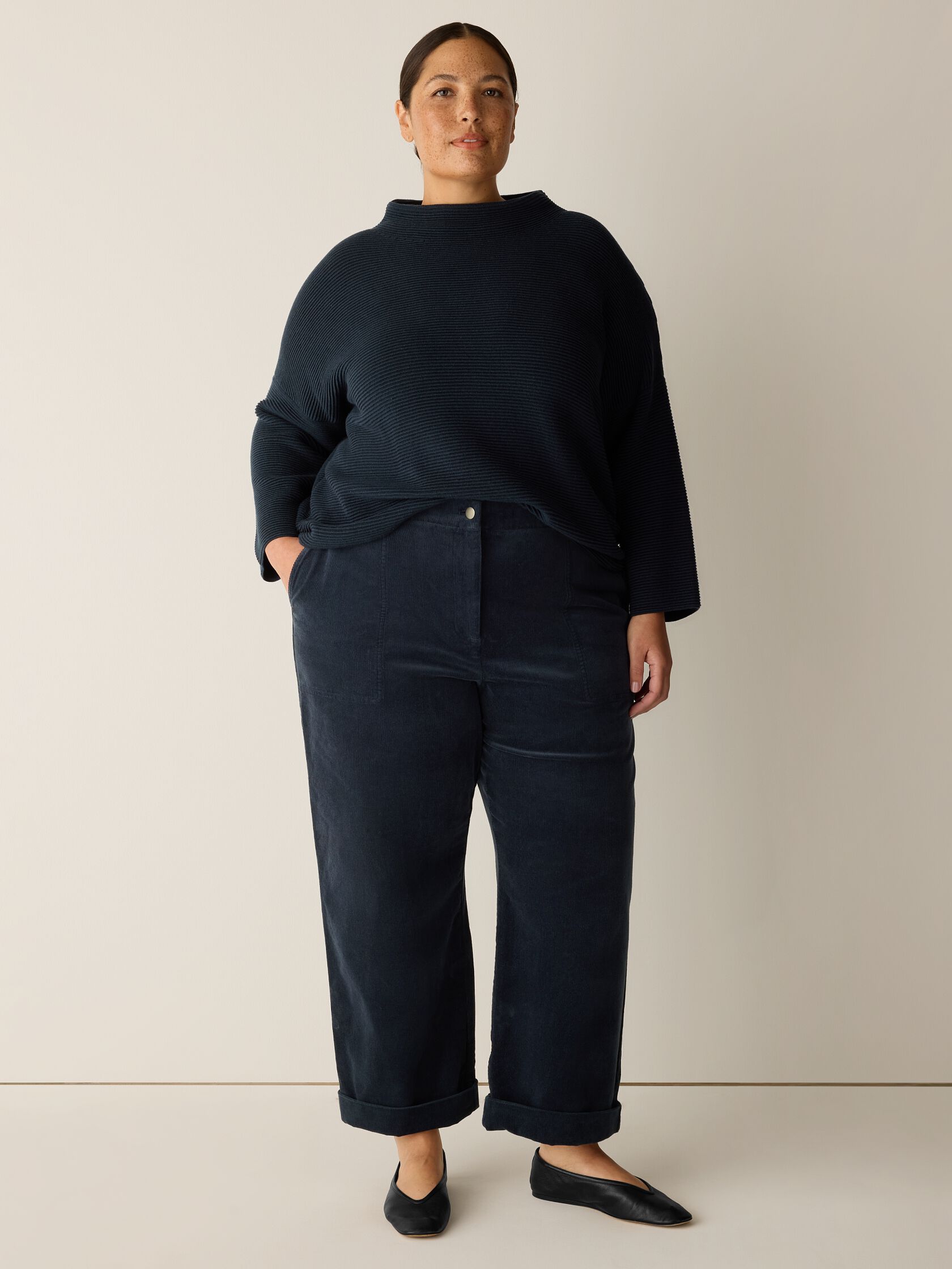 Organic Cotton Stretch Corduroy Straight Pant