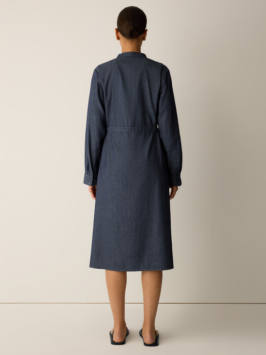 airy shirt dress Soft sunlight, a gentle breeze, and nowhere you need to rush to. The Juniper Linen Tunic Shirt Dress, crafted from airy Linen Shirting, captures the easy romance of spring days. Light, breathable, and