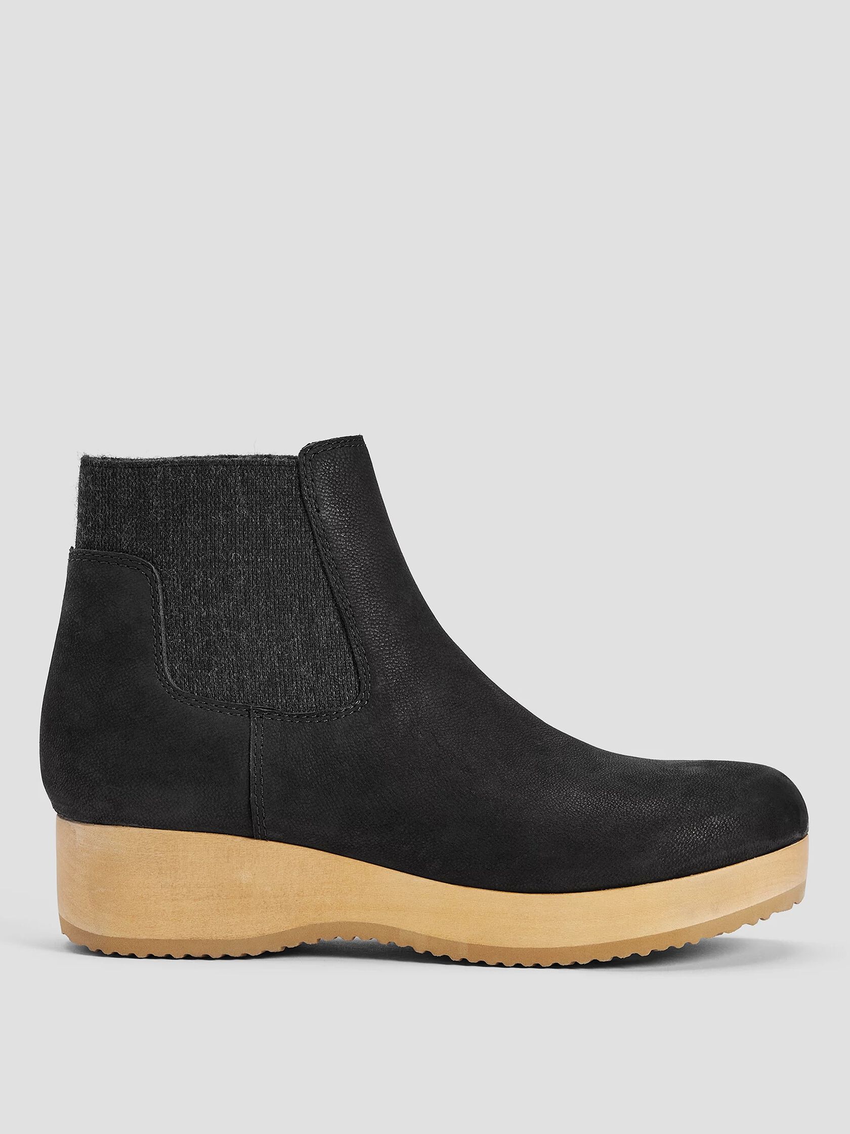 Words Oiled Nubuck Clog Bootie