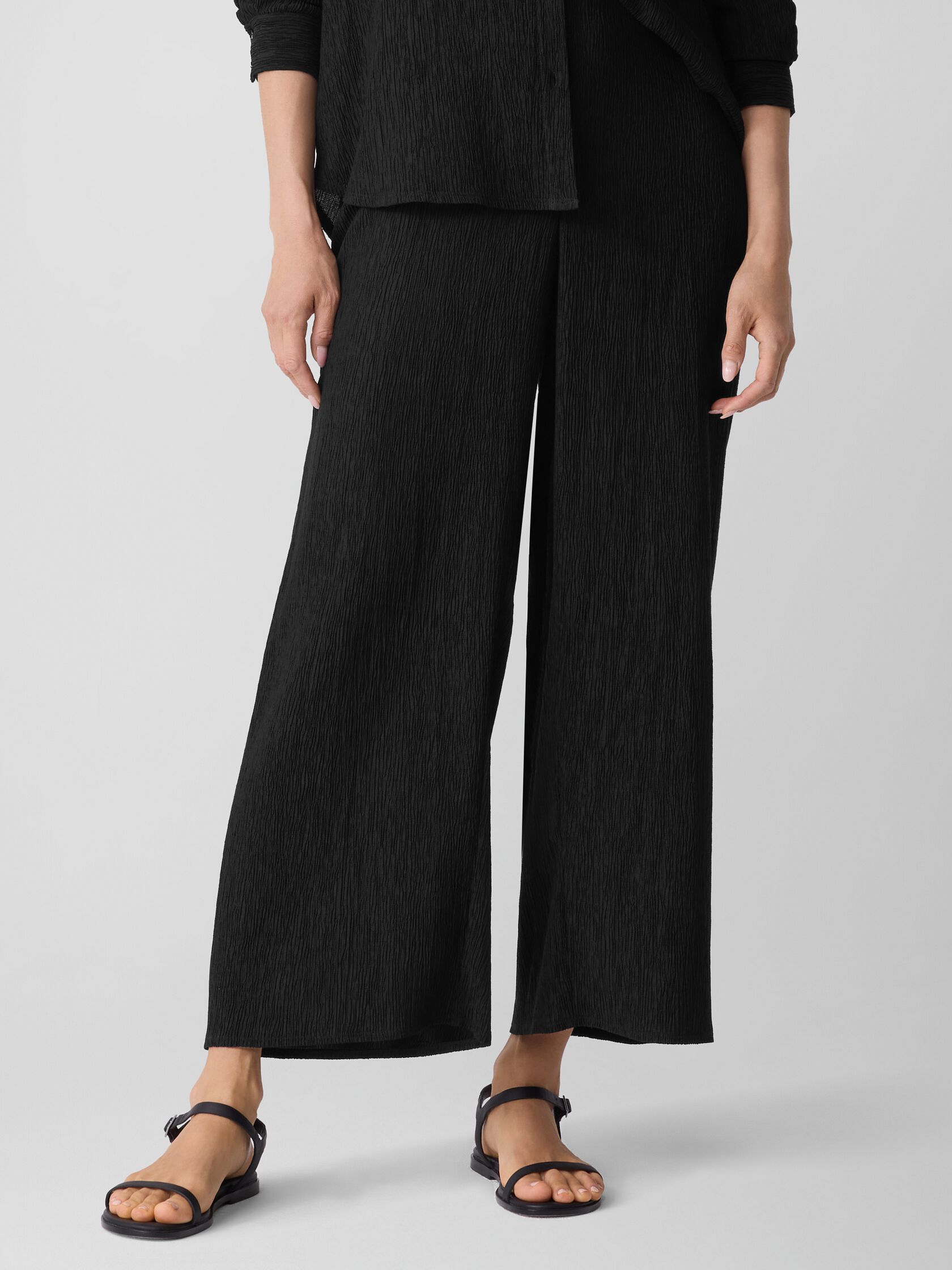 Woven Plissé Wide-Leg Pant