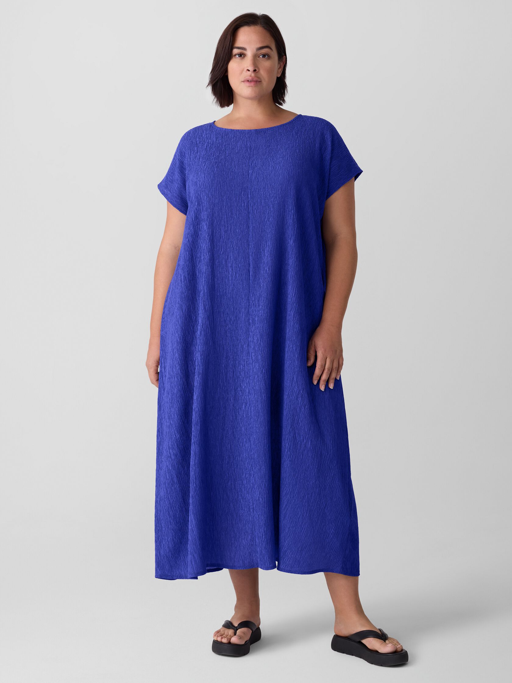 Woven Plissé Round Neck Dress
