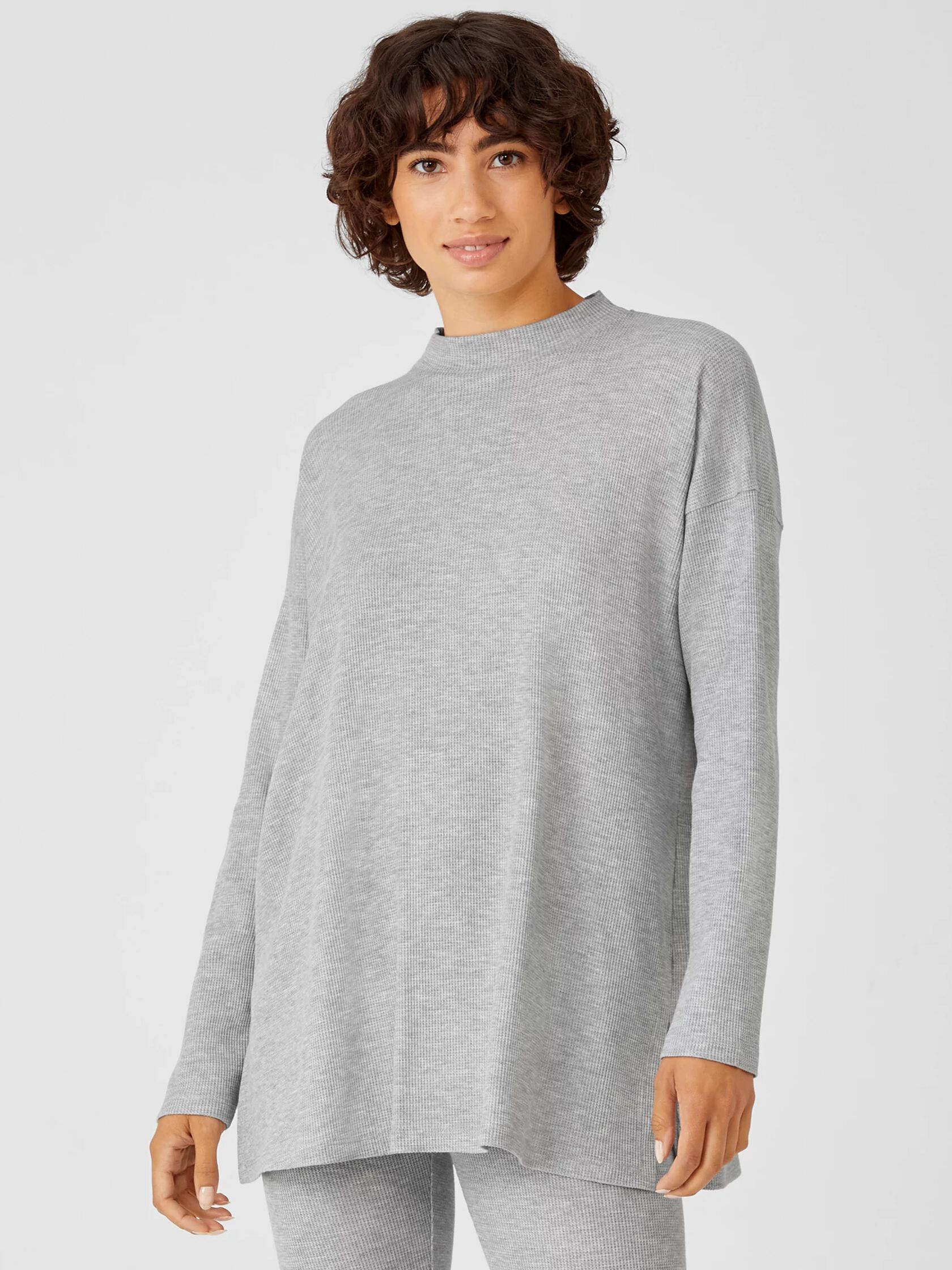 https://www.eileenfisher.com/dw/image/v2/BGKB_PRD/on/demandware.static/-/Sites-ef-main-catalog/default/dw8121ec35/images/F1SUQ-T5810M-142.jpg?sw=1680&sh=2240&sfrm=png