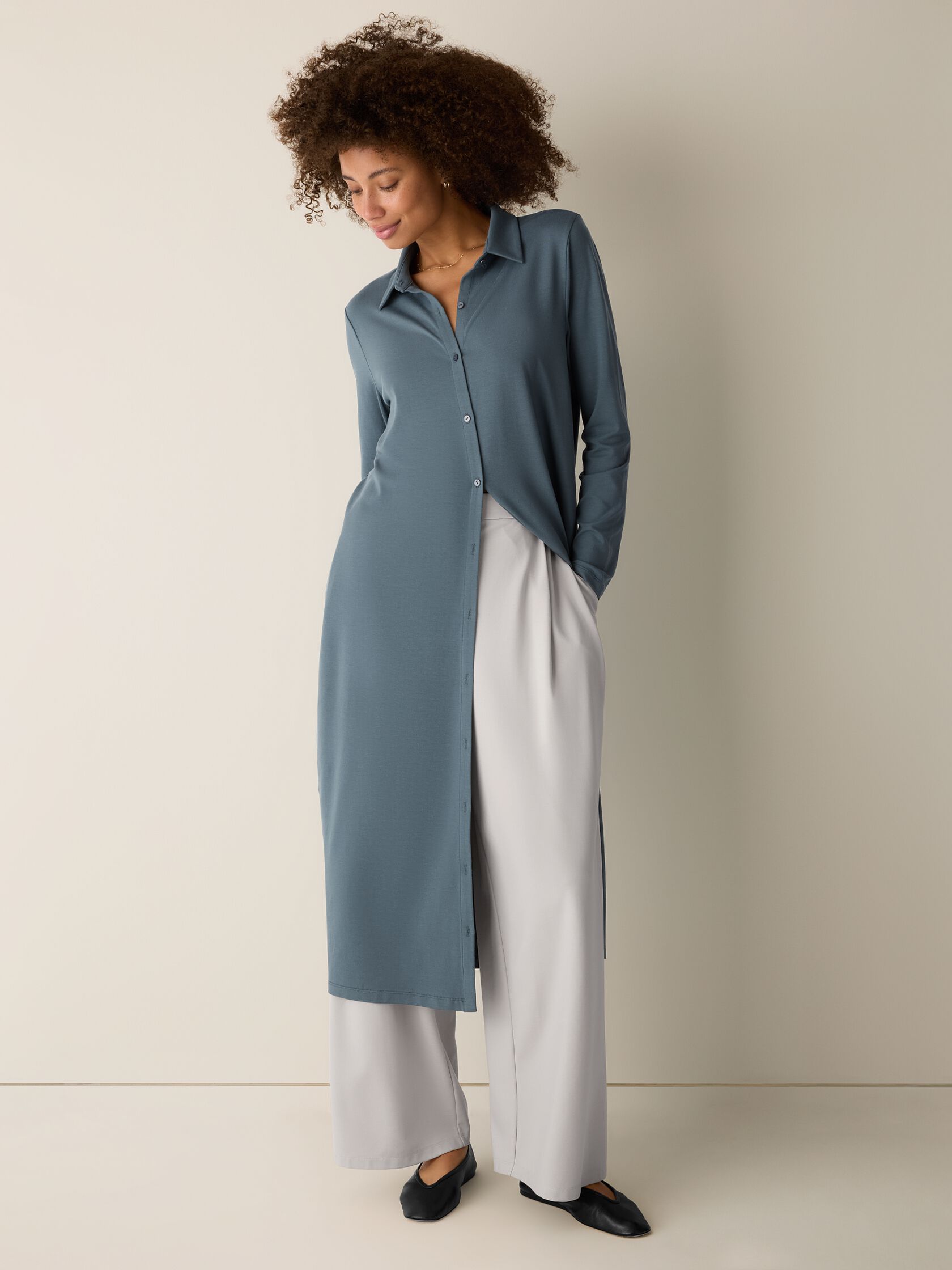 Stretch Jersey Knit Classic Collar Oval Dress