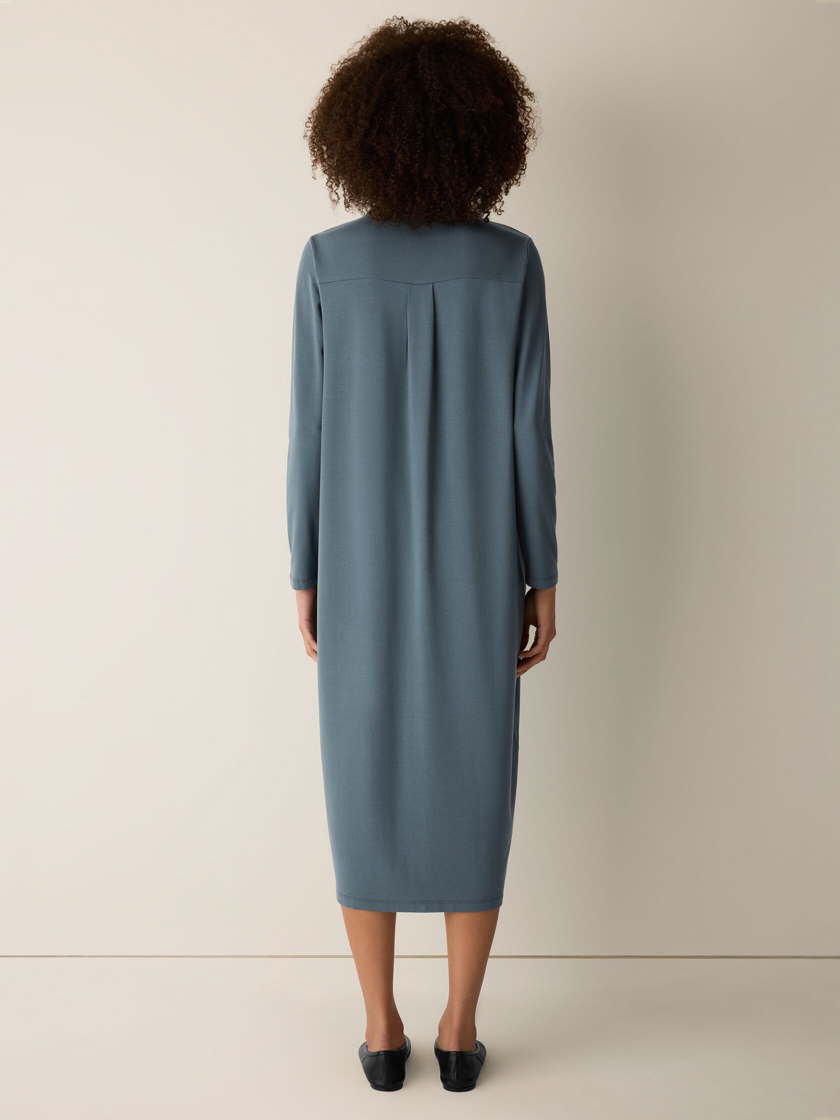 Stretch Jersey Knit Classic Collar Oval Dress