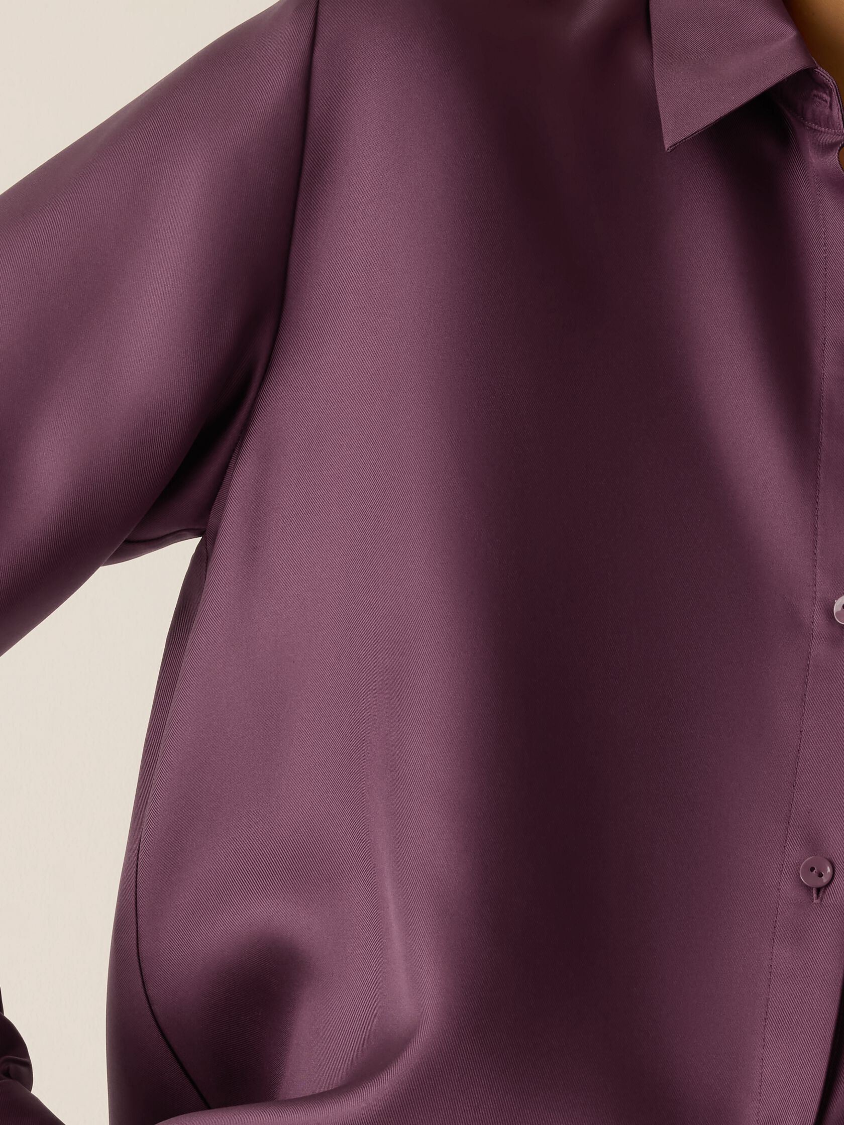 Silk Twill Classic Collar Shirt