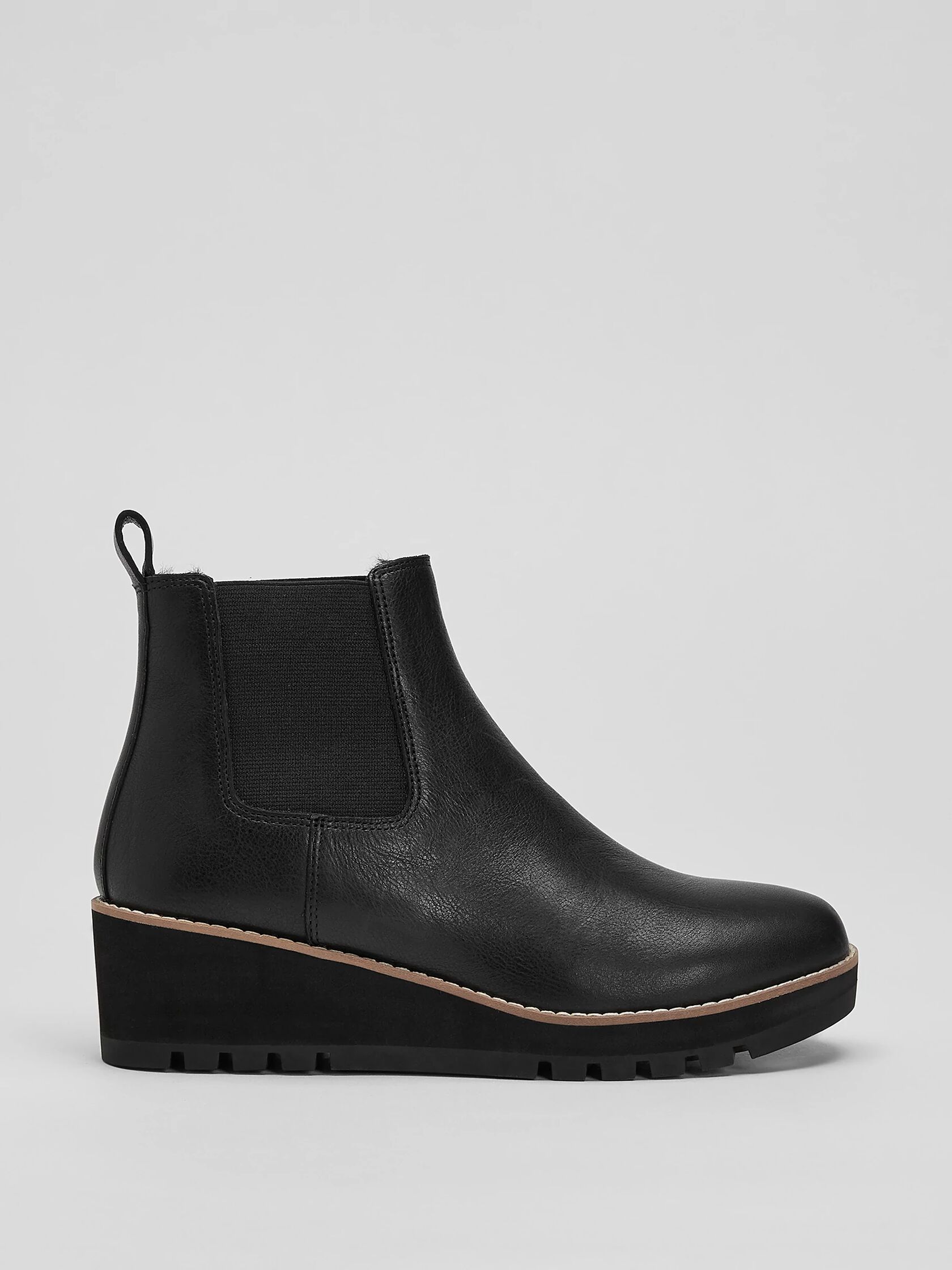 Cozy Shearling Bootie in Leather