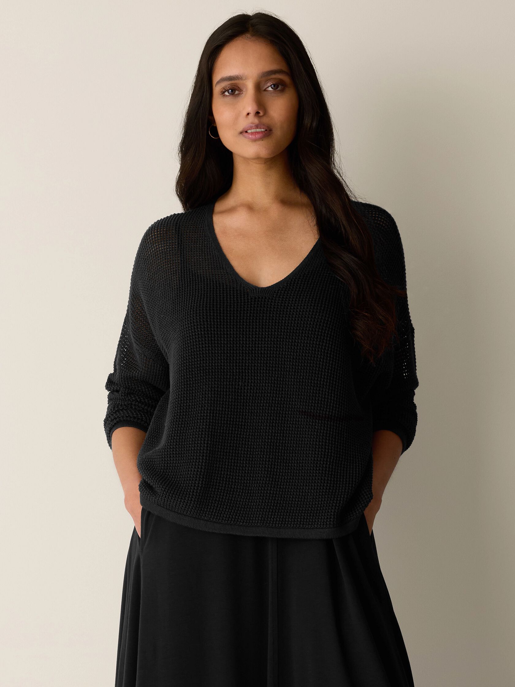 Organic Linen Cotton V-Neck Box-Top