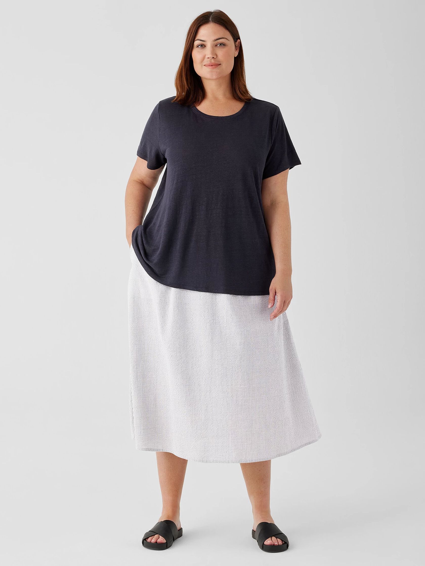 Organic Linen Jersey Crew Neck Tee