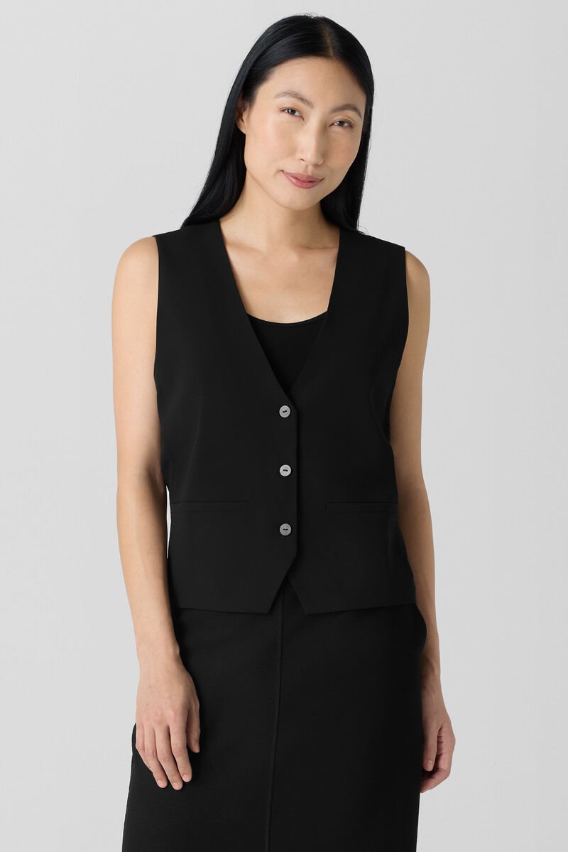 V-Neck Hardware One-Piece Swimsuit V-Neck Hardware One-Piece Swimsuit